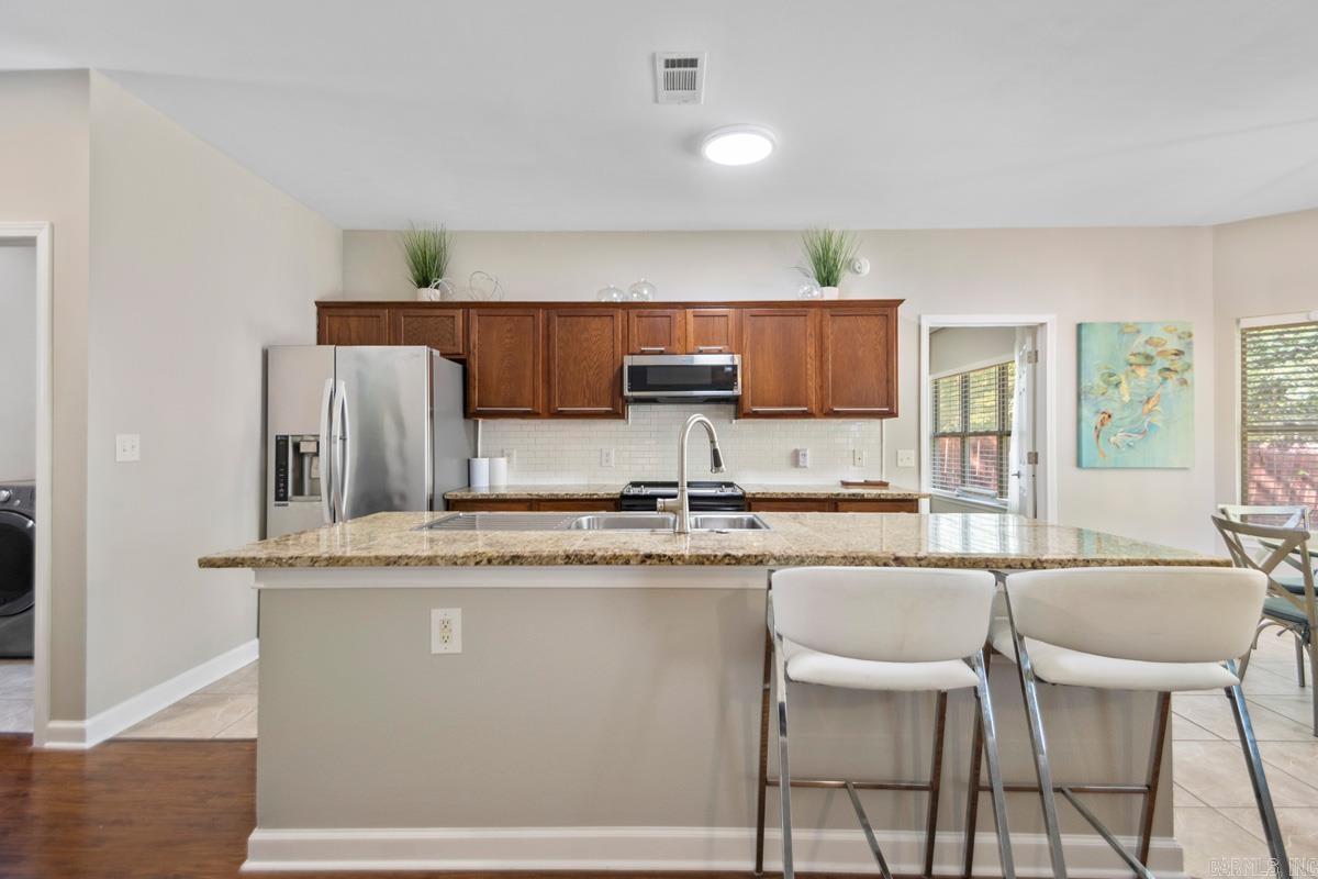 PERRY PLACE - Residential