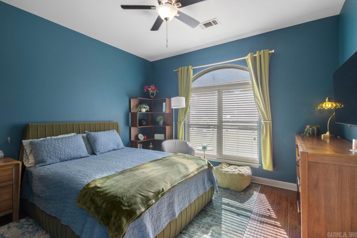 PERRY PLACE - Residential