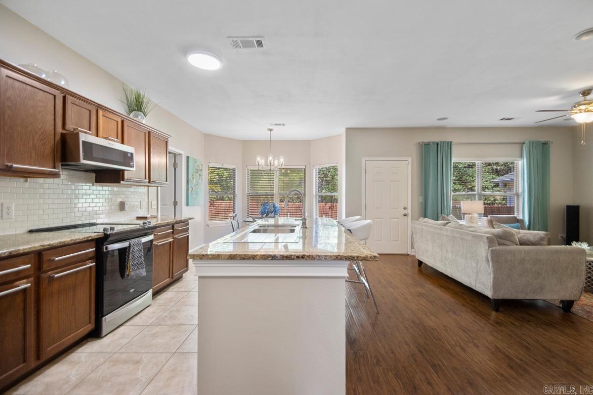 PERRY PLACE - Residential