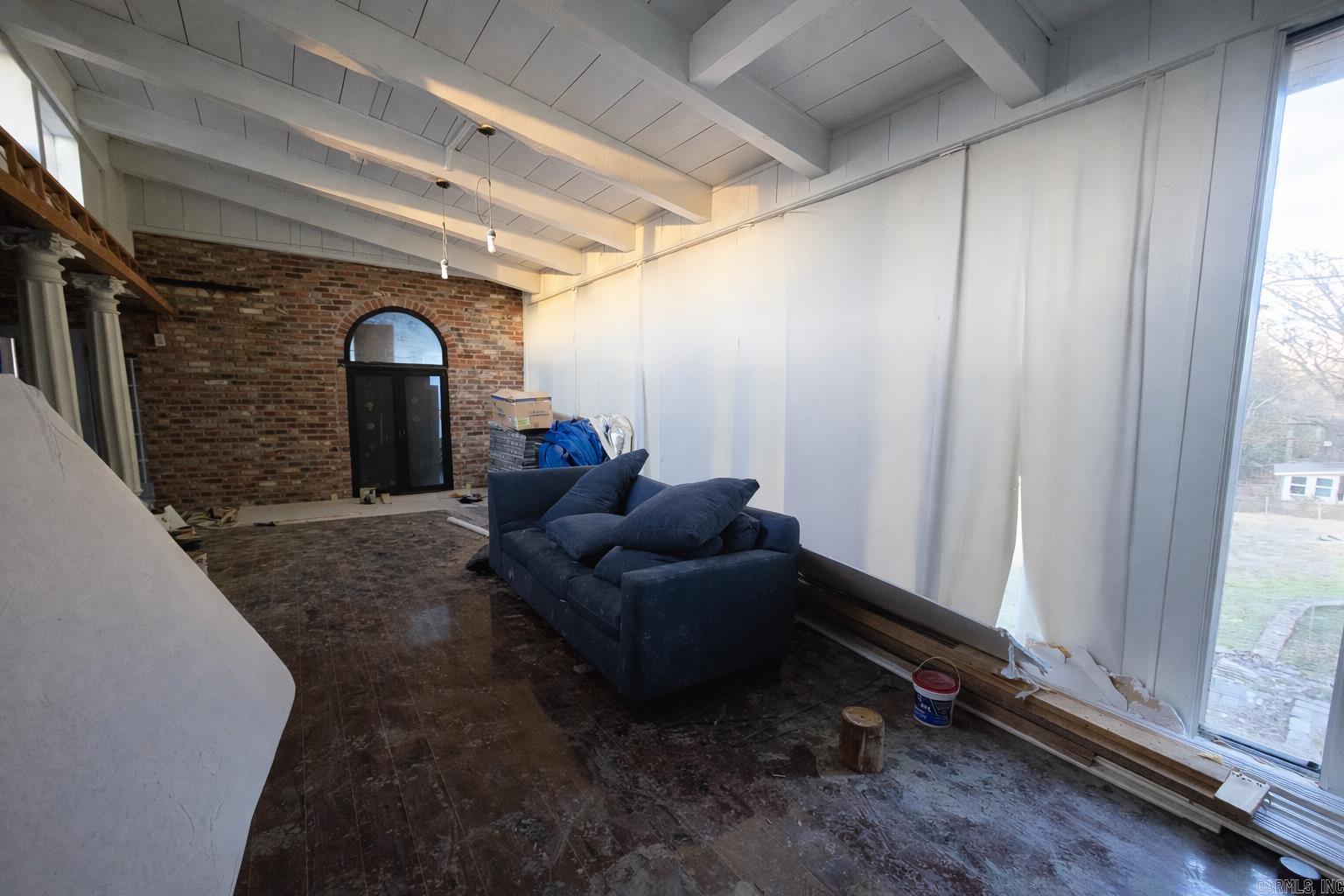 WOODLAND ACRES - Residential