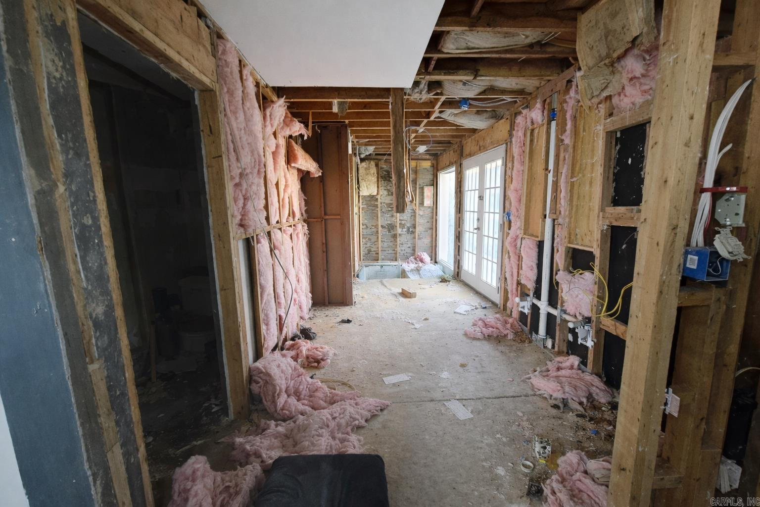 WOODLAND ACRES - Residential