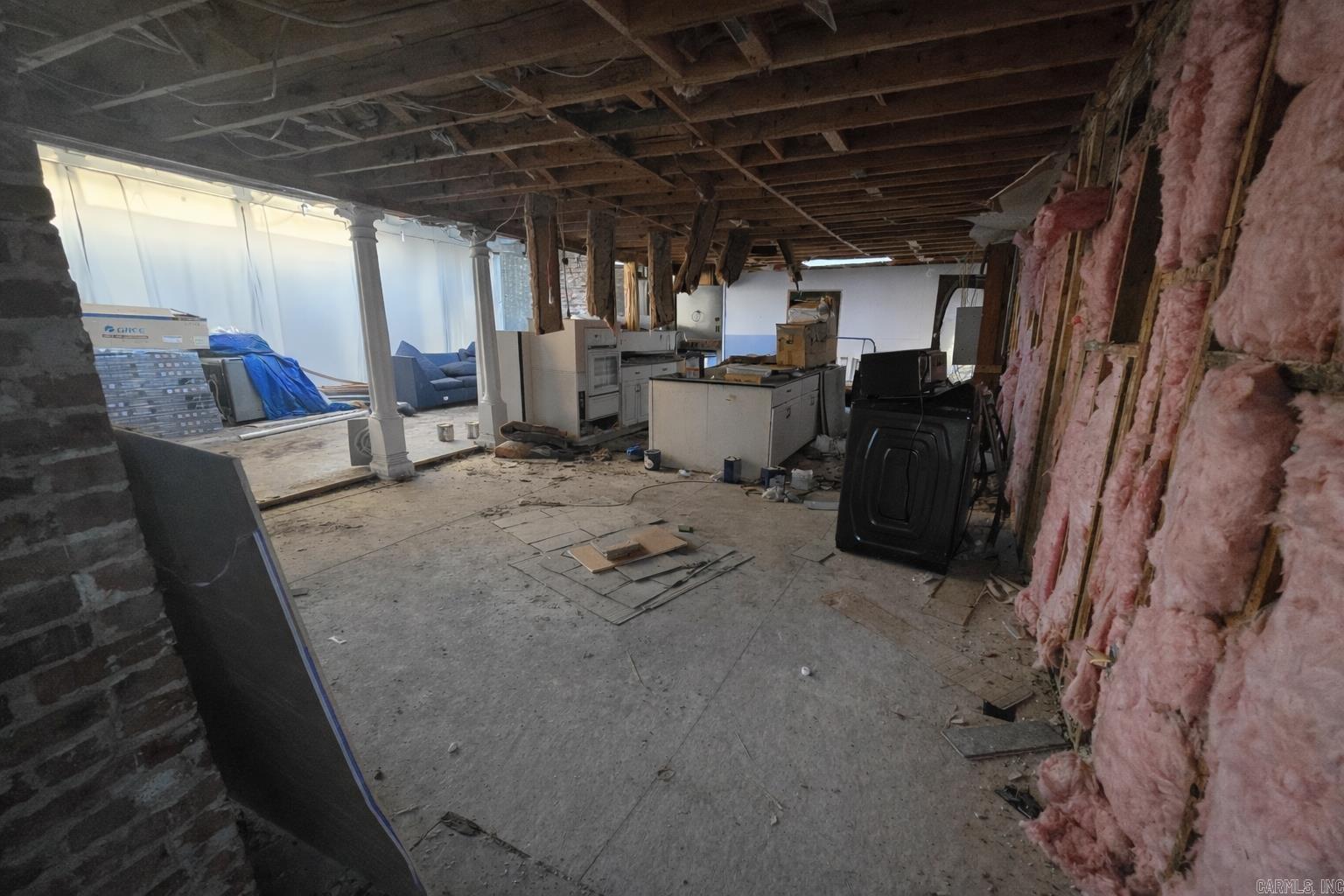 WOODLAND ACRES - Residential