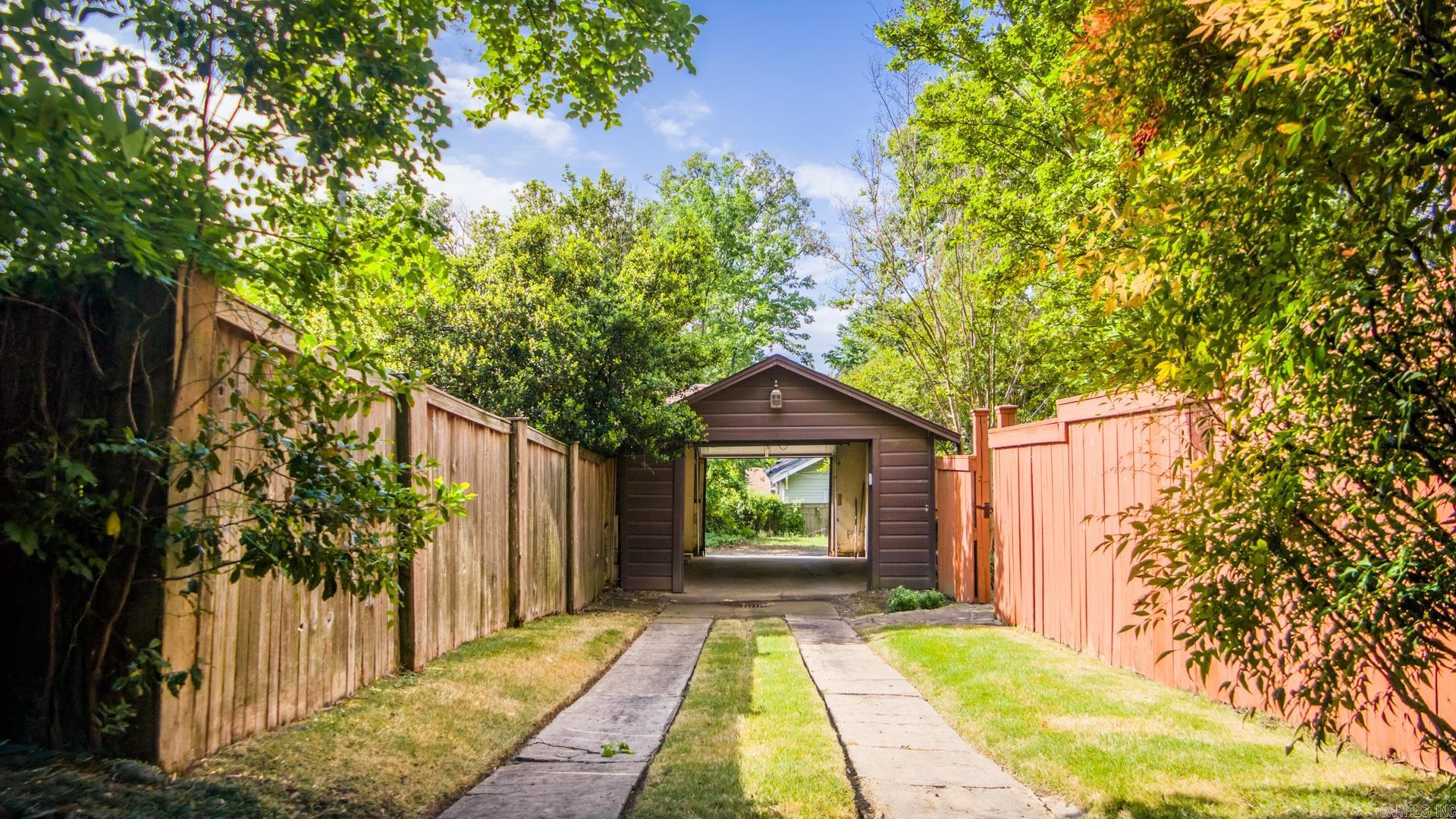 PINEHURST - Residential