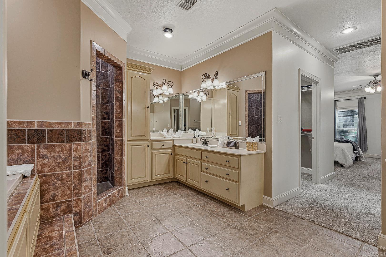 Dunwoody-Huntcliff - Residential