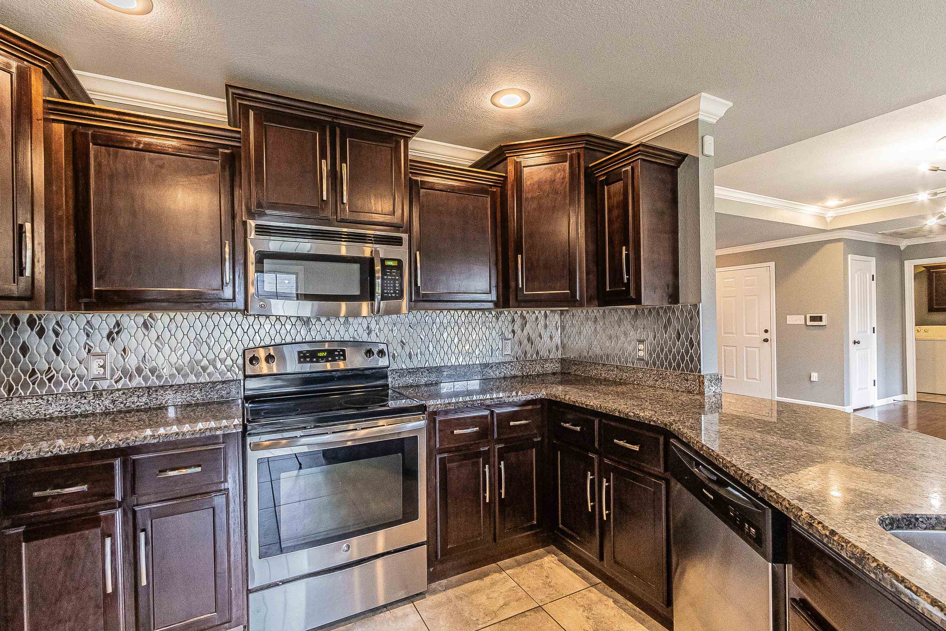 DONLEE RIDGE - Residential