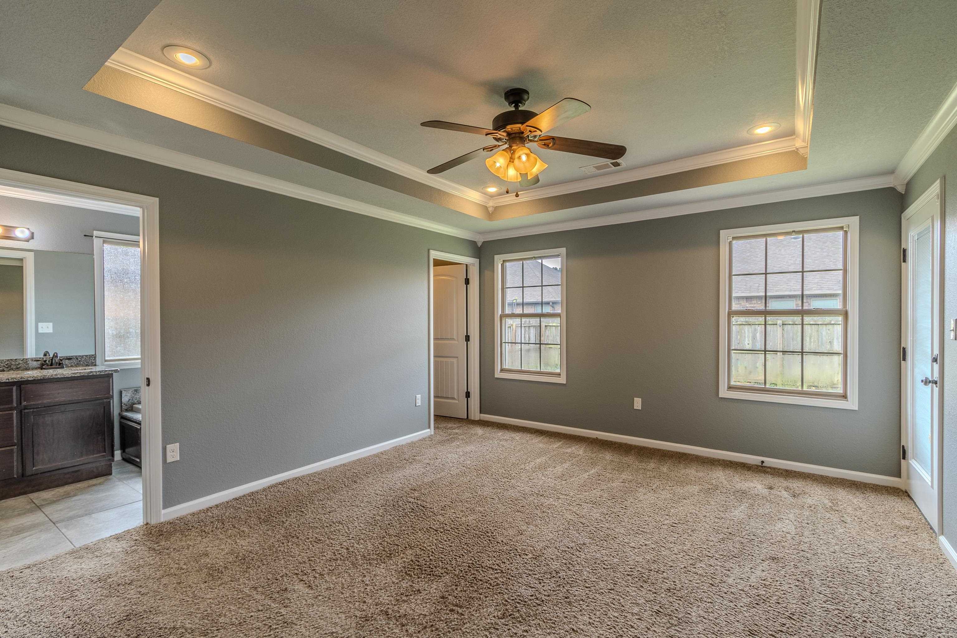 DONLEE RIDGE - Residential