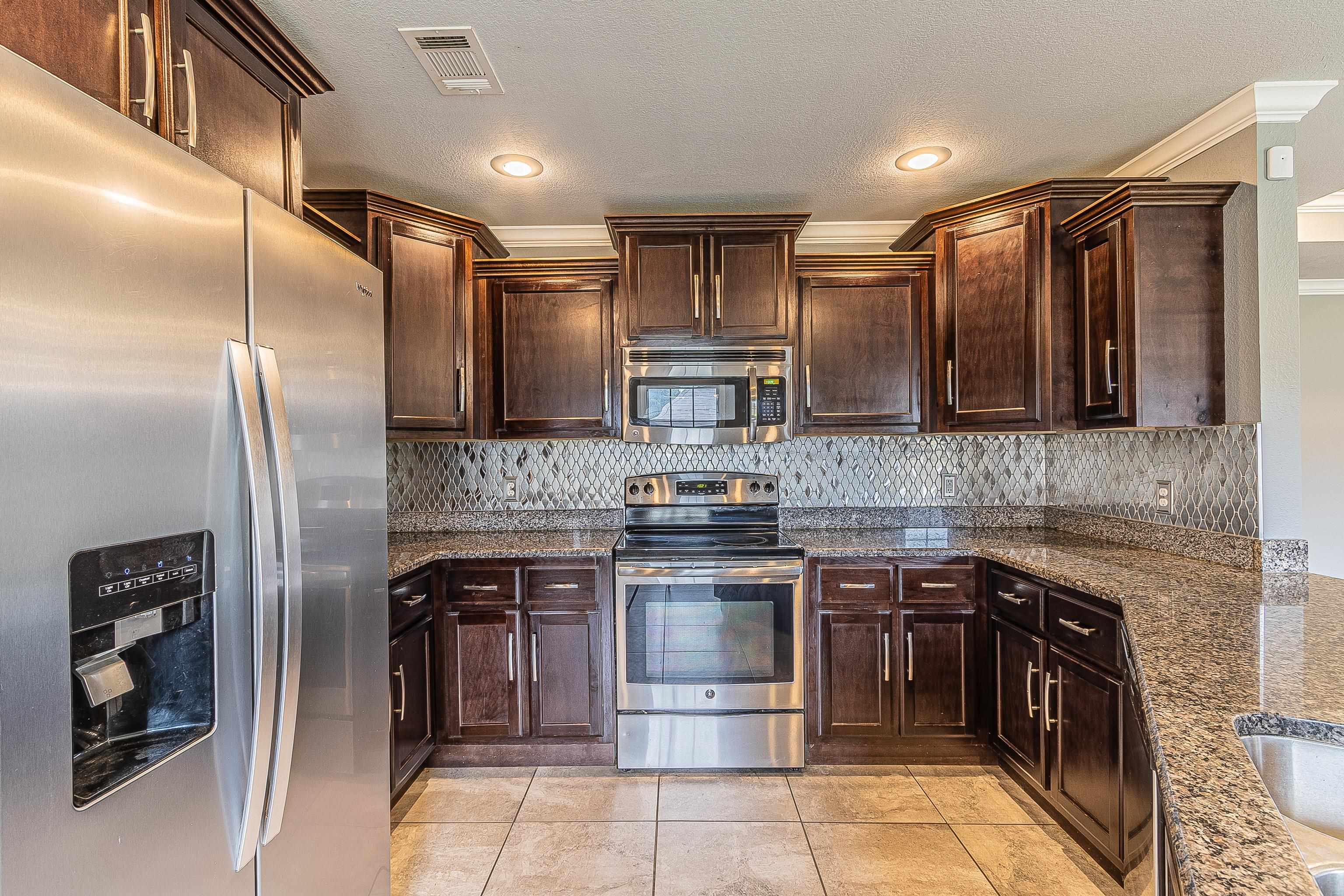 DONLEE RIDGE - Residential