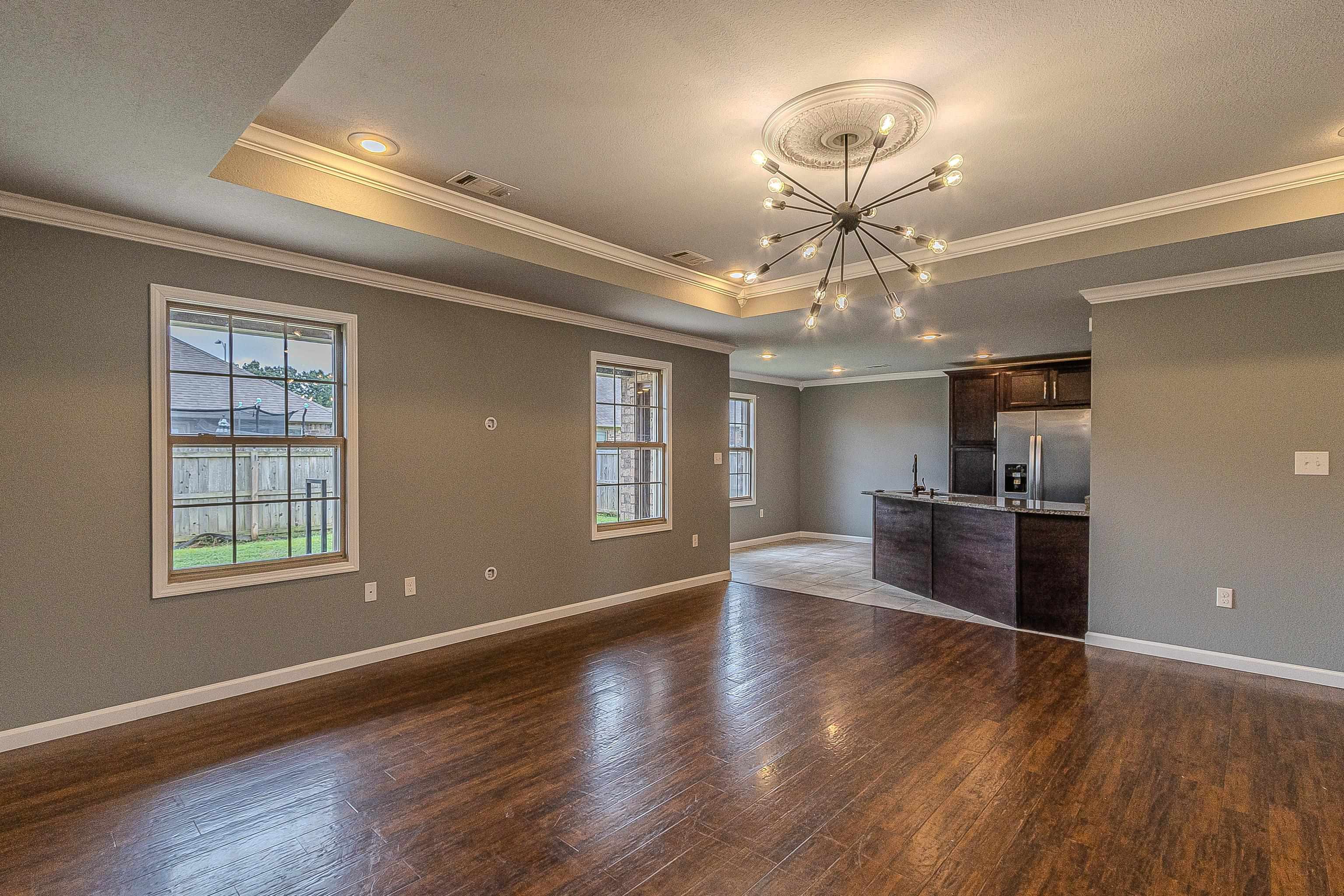 DONLEE RIDGE - Residential