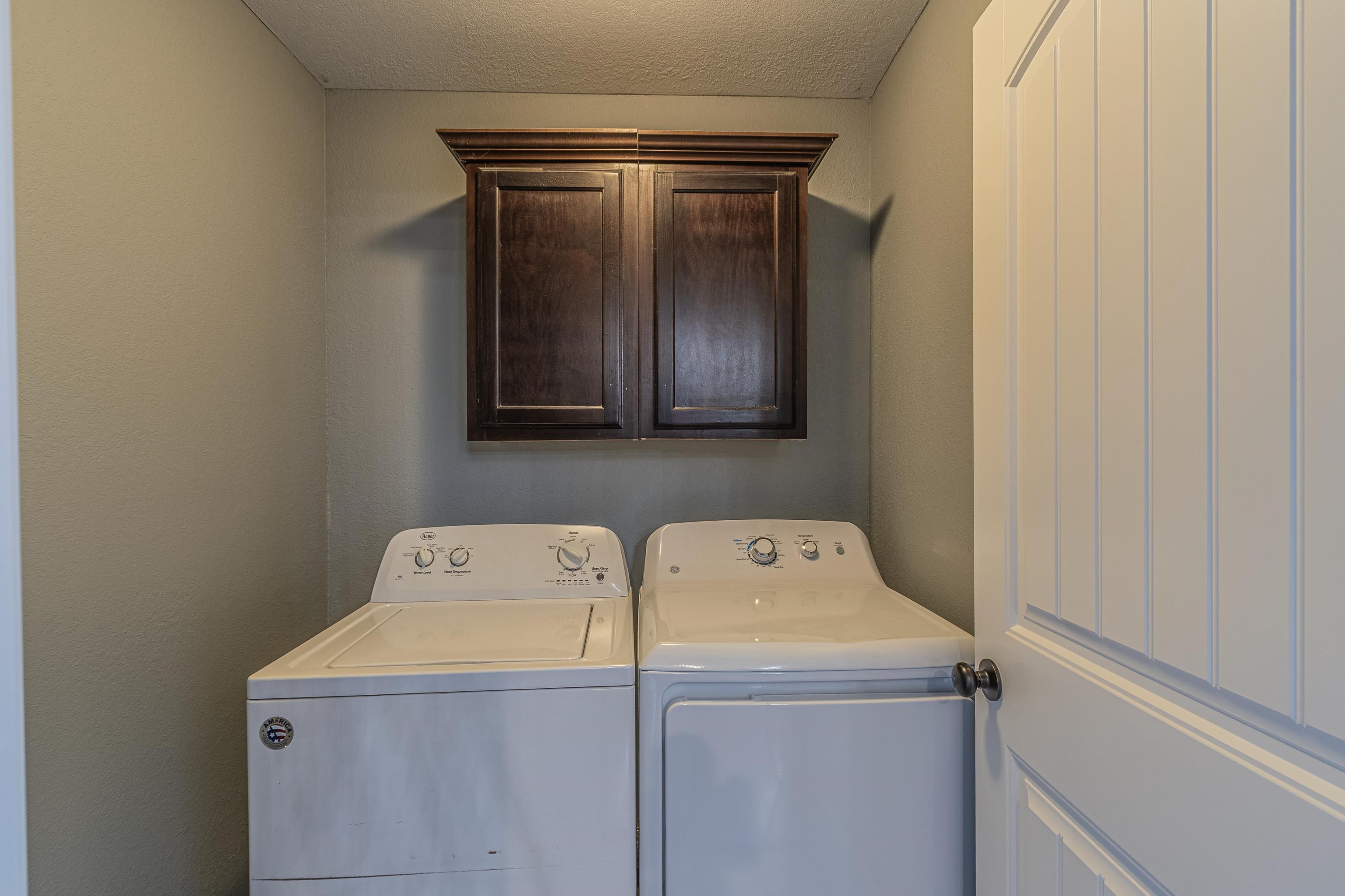 DONLEE RIDGE - Residential