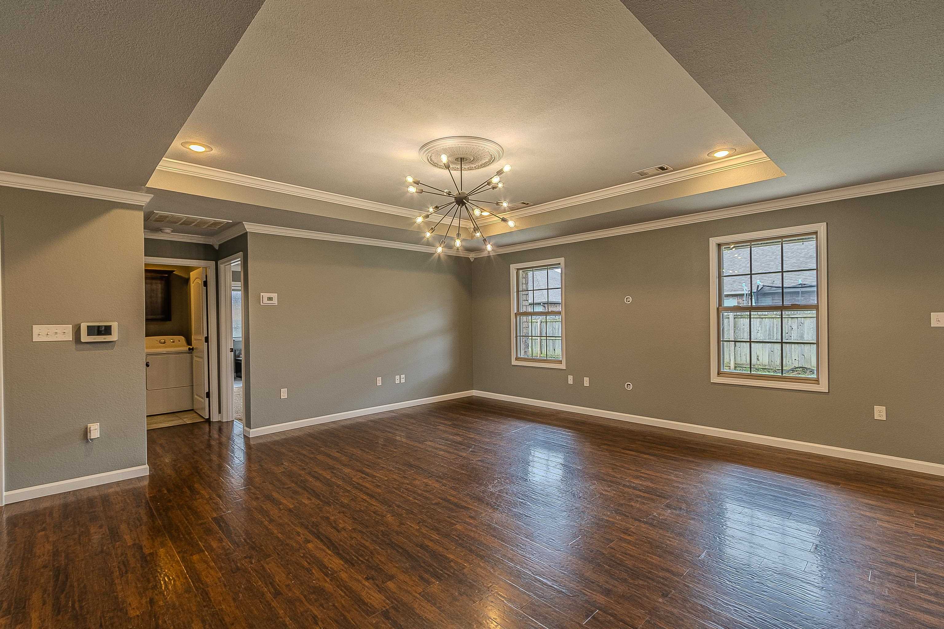 DONLEE RIDGE - Residential