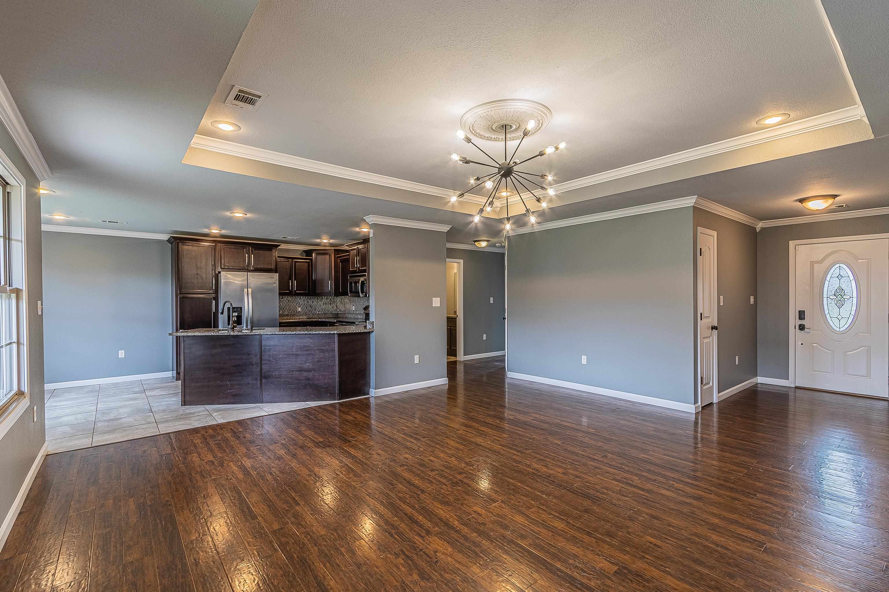 DONLEE RIDGE - Residential