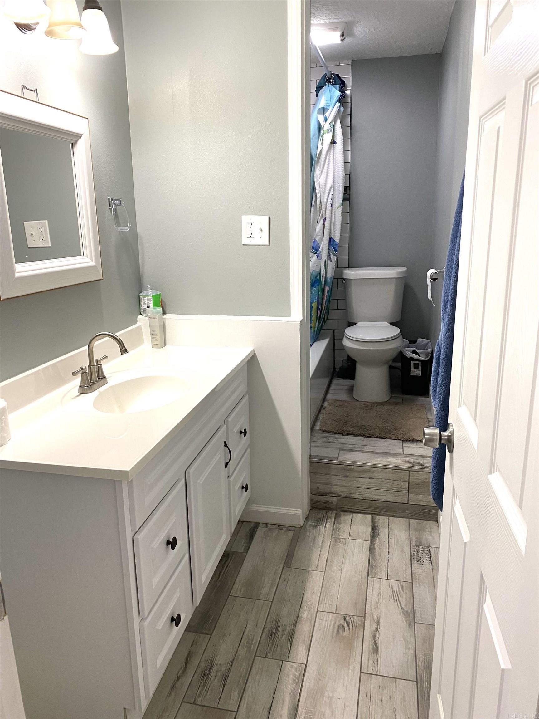 Hollywood Heights - Residential