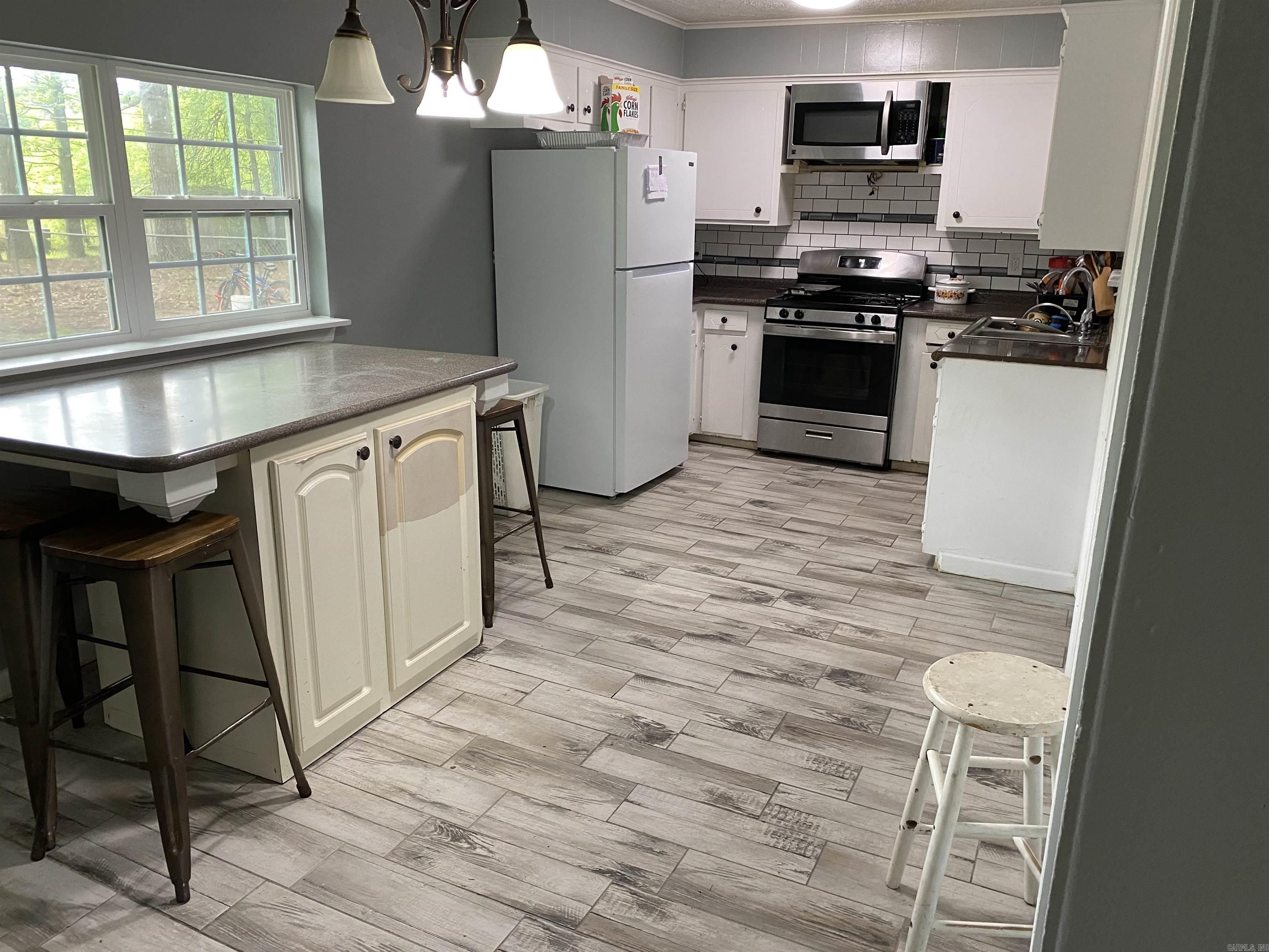 Hollywood Heights - Residential