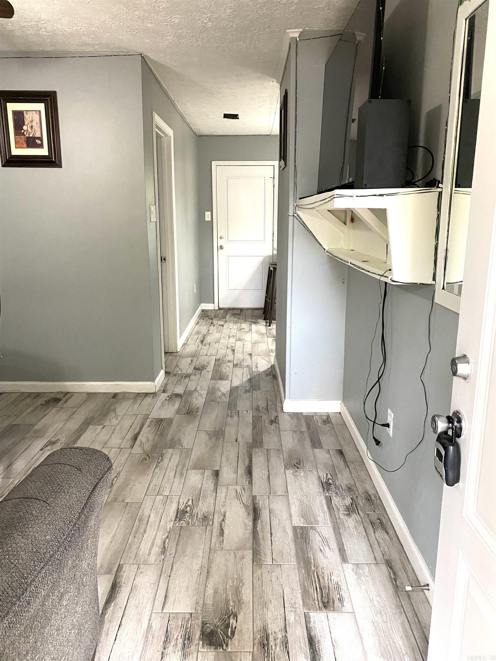 Hollywood Heights - Residential