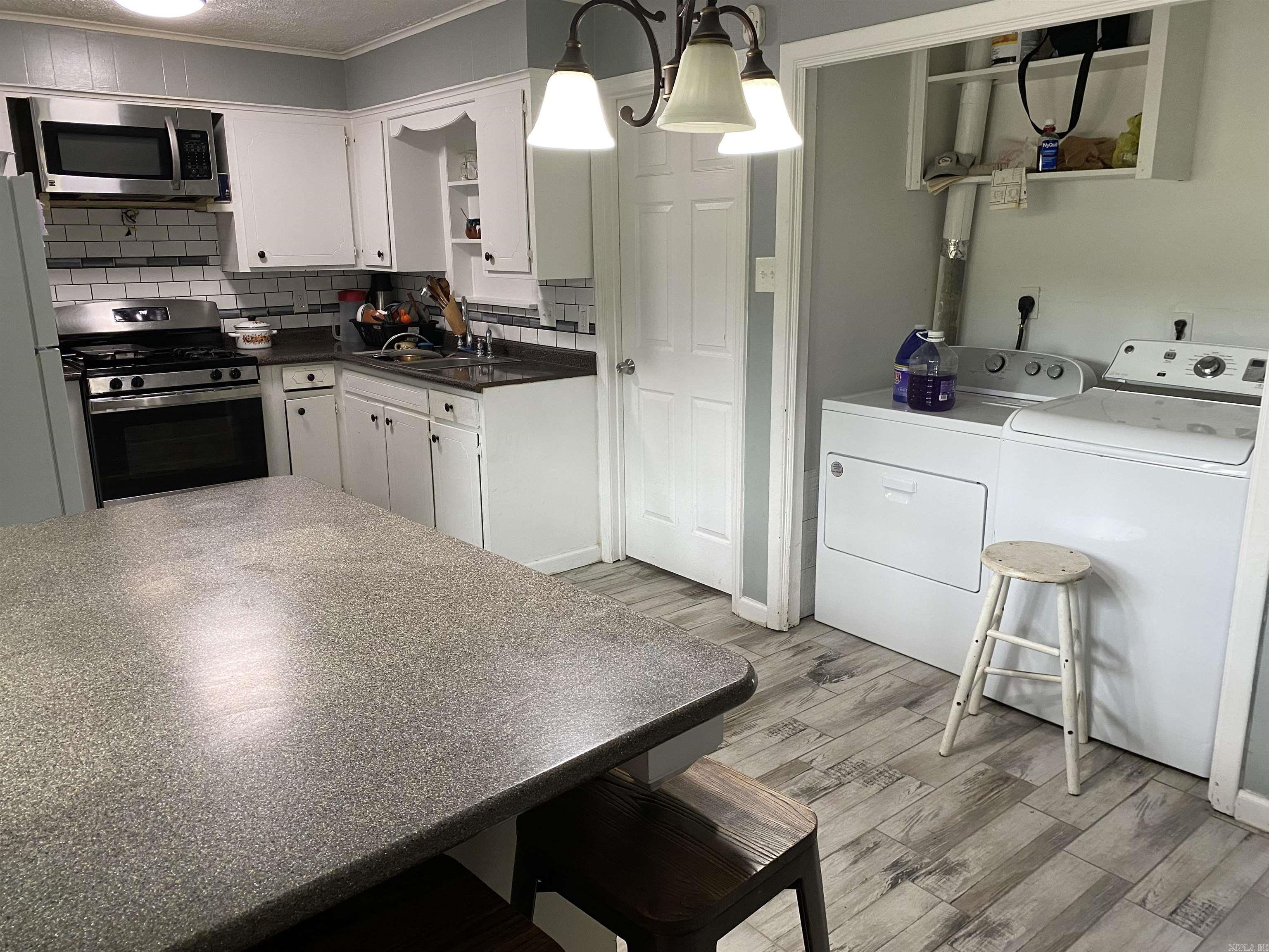 Hollywood Heights - Residential