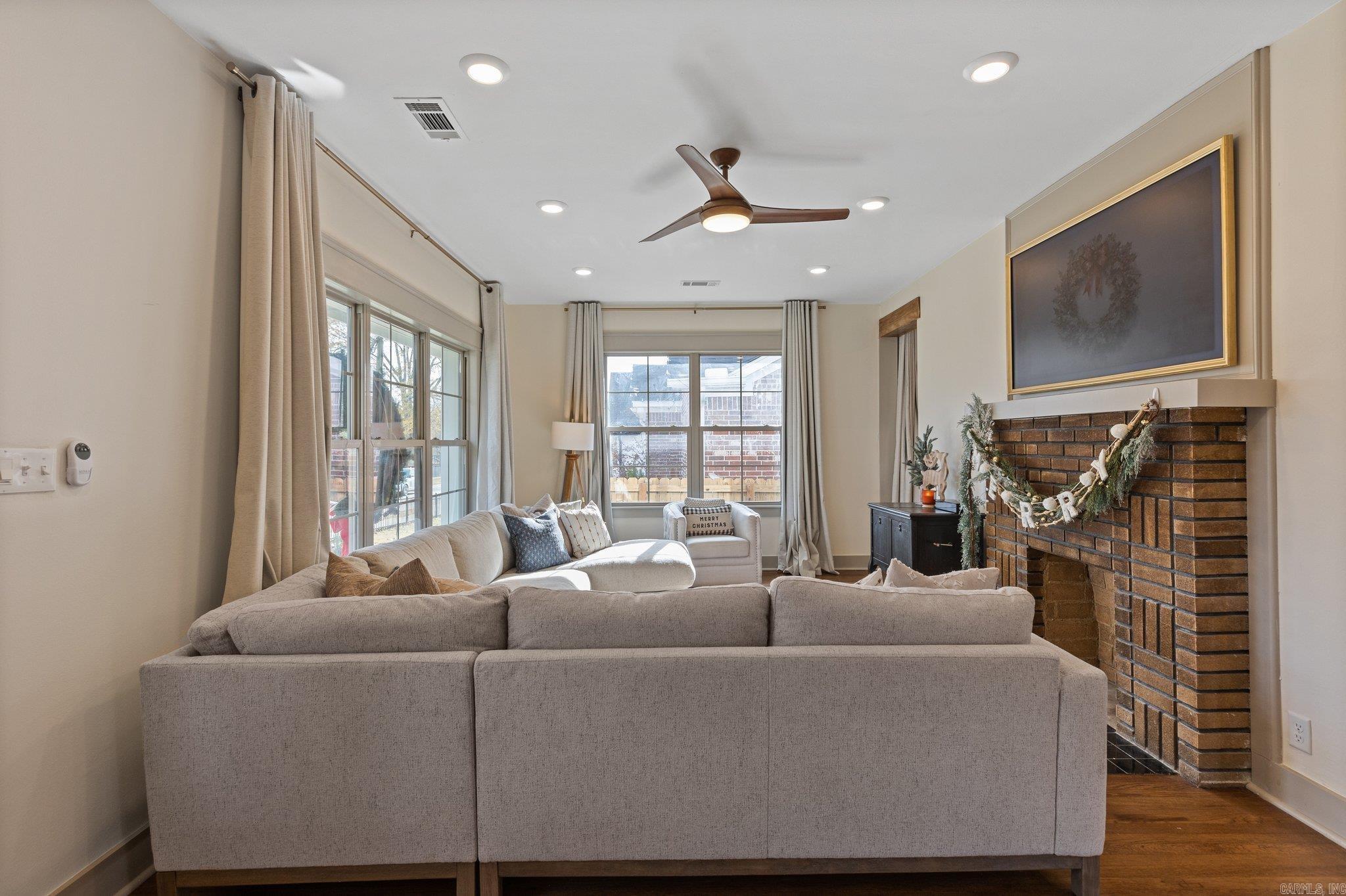 MOUNTAIN PARK - Residential