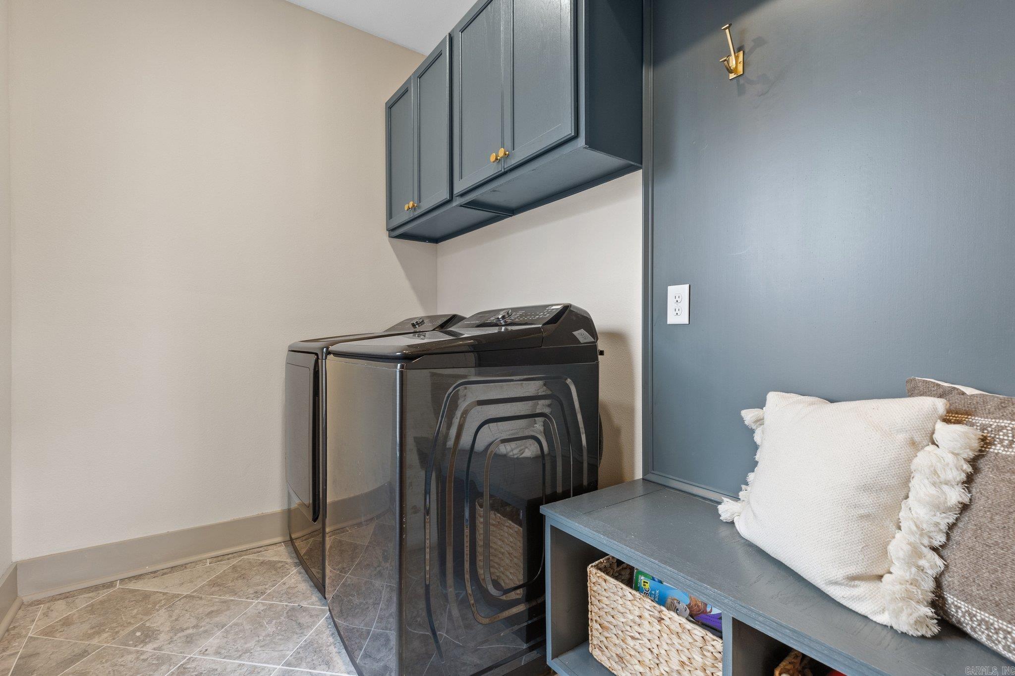 MOUNTAIN PARK - Residential