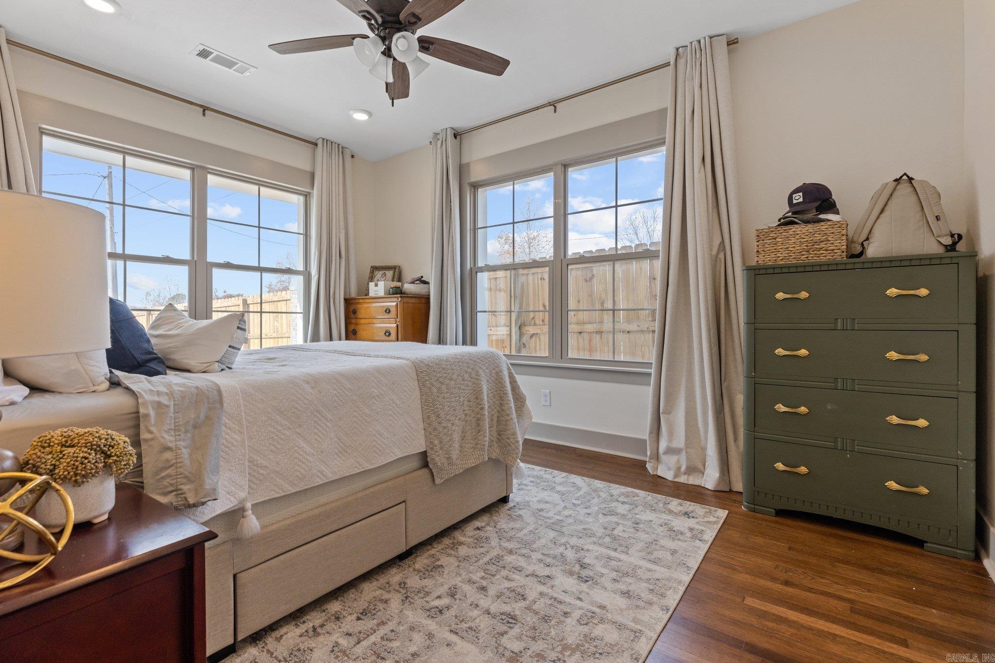 MOUNTAIN PARK - Residential