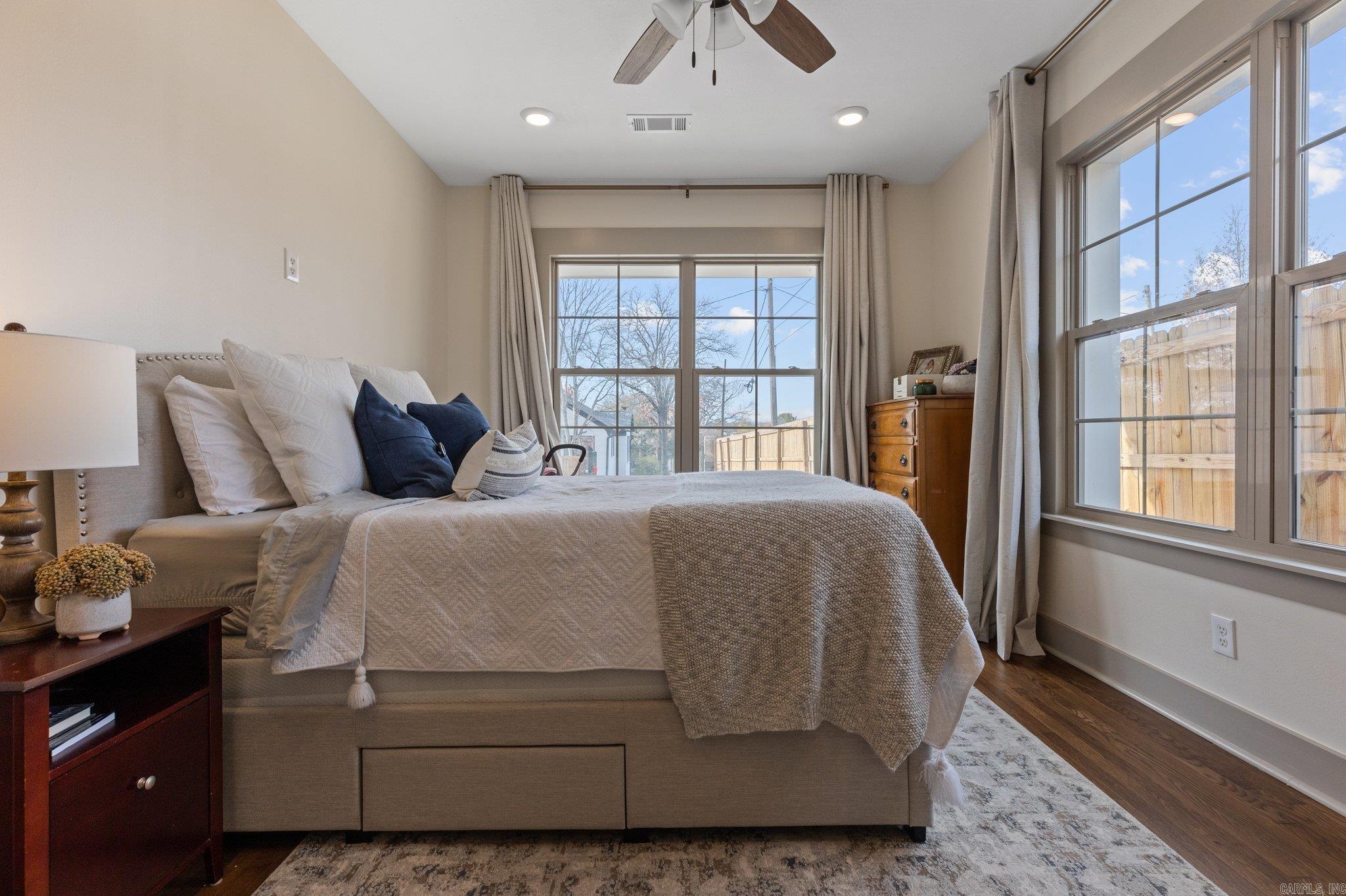 MOUNTAIN PARK - Residential