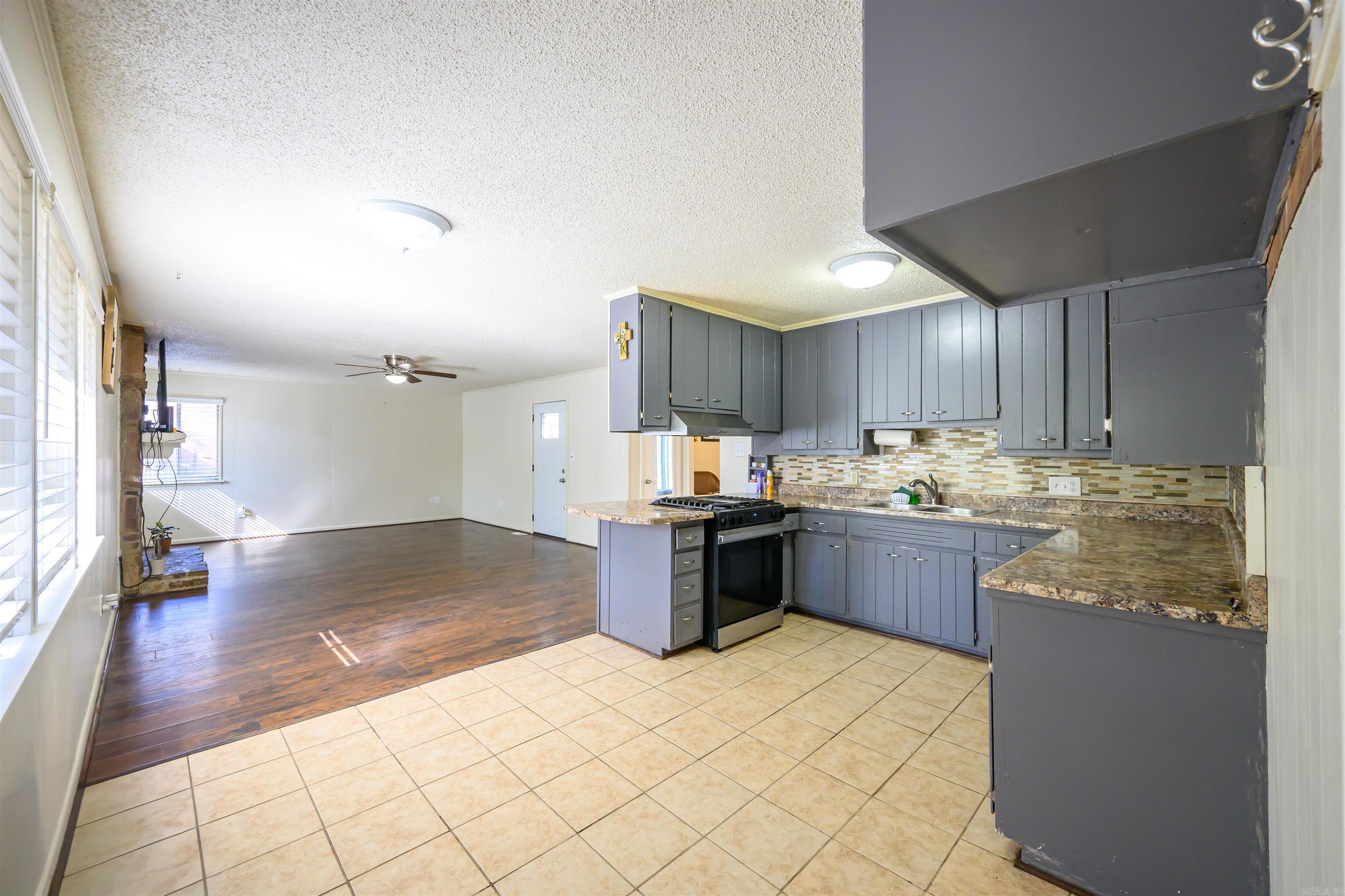 BRYANTS 2ND EAST - Residential