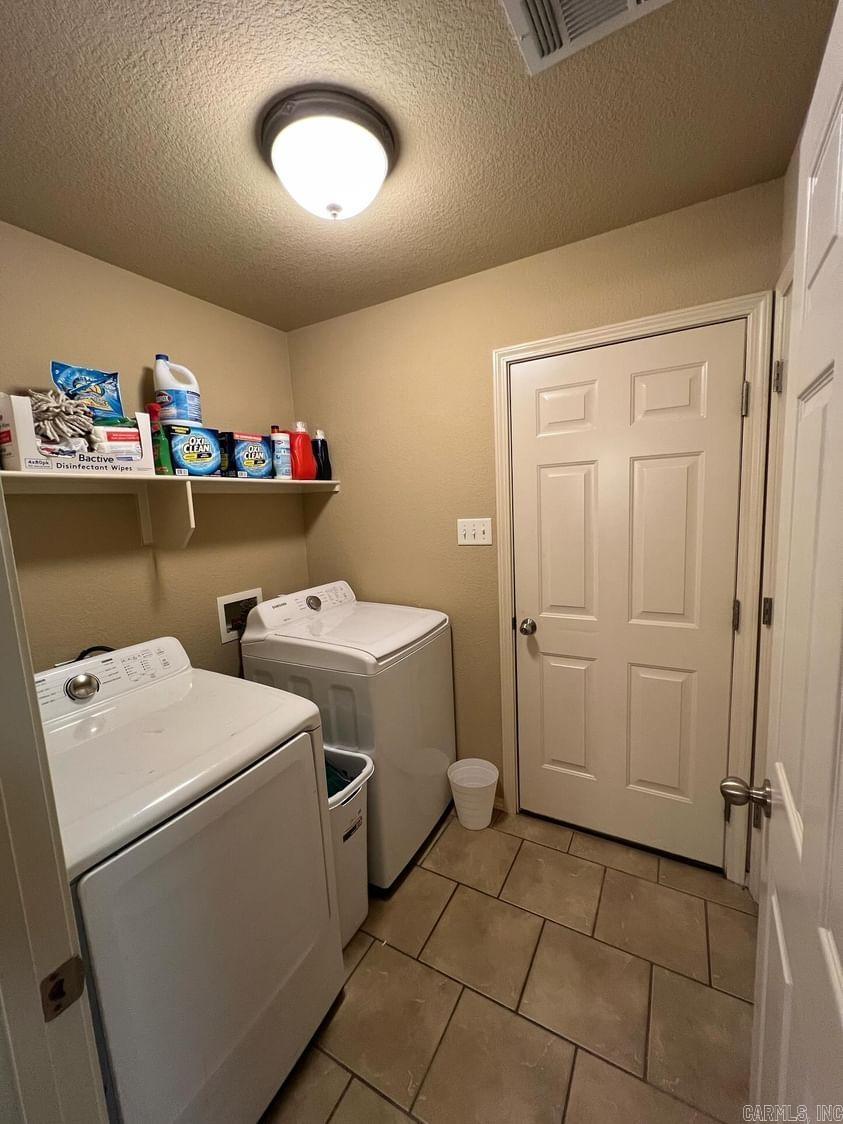 PARKWAY MEADOWS - Residential