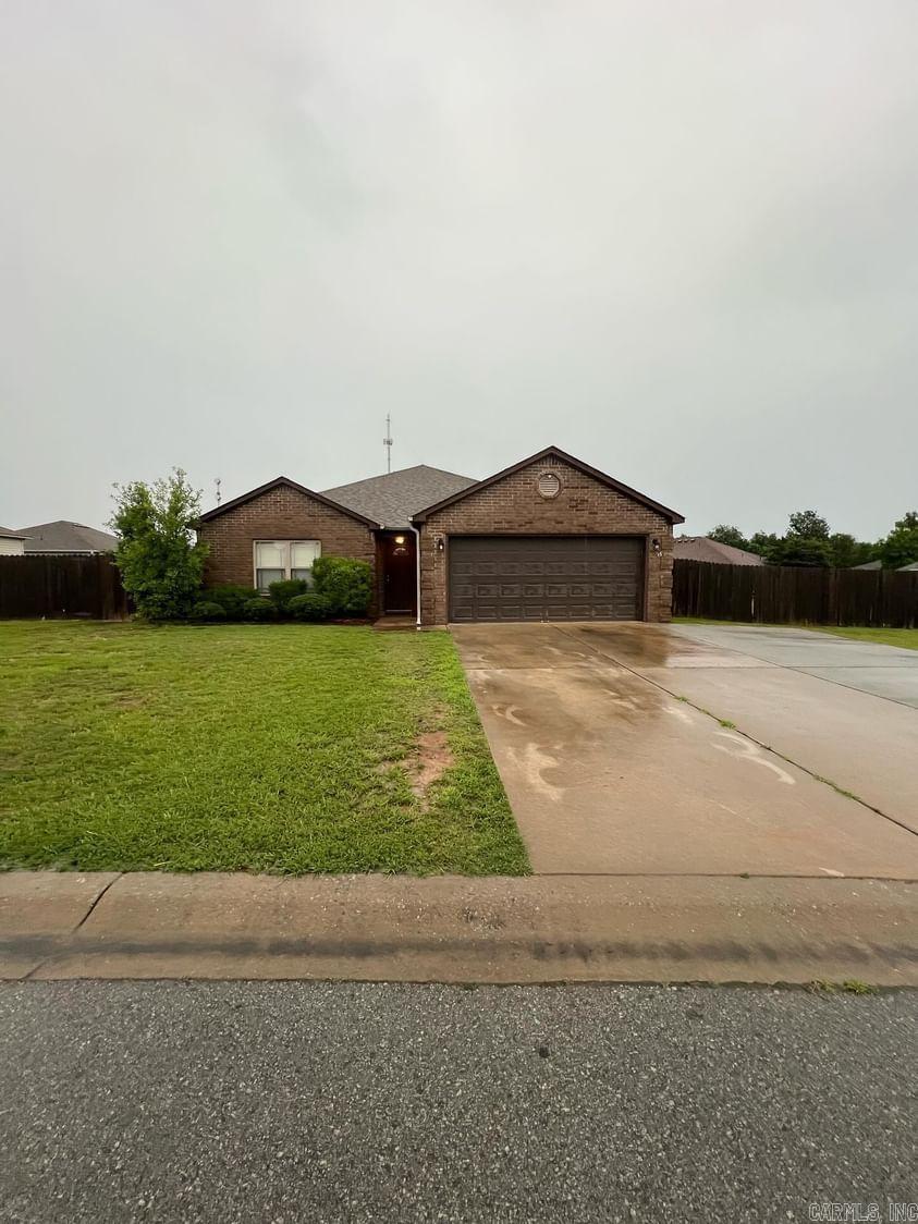 PARKWAY MEADOWS - Residential