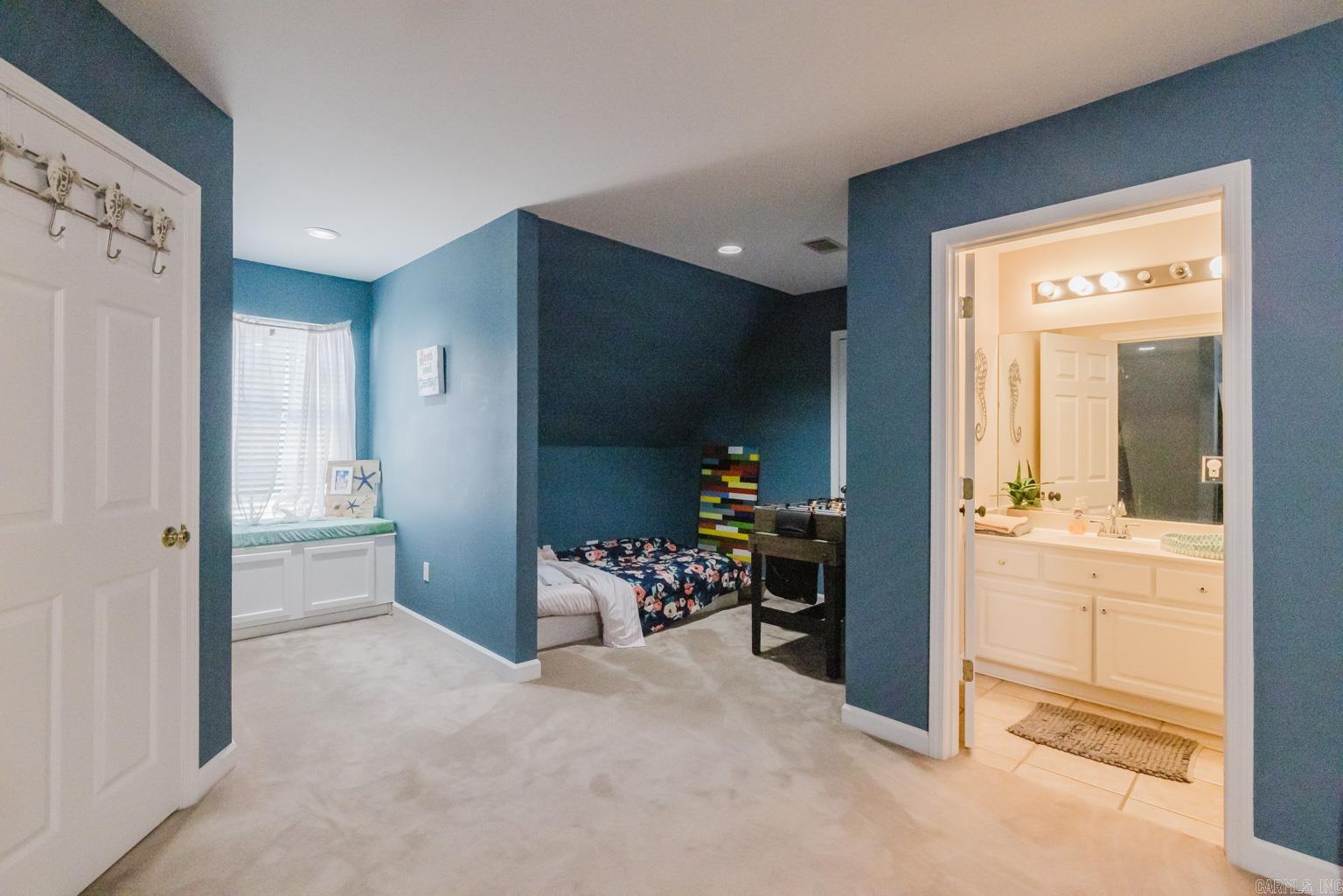 LEXINGTON PARK - Residential