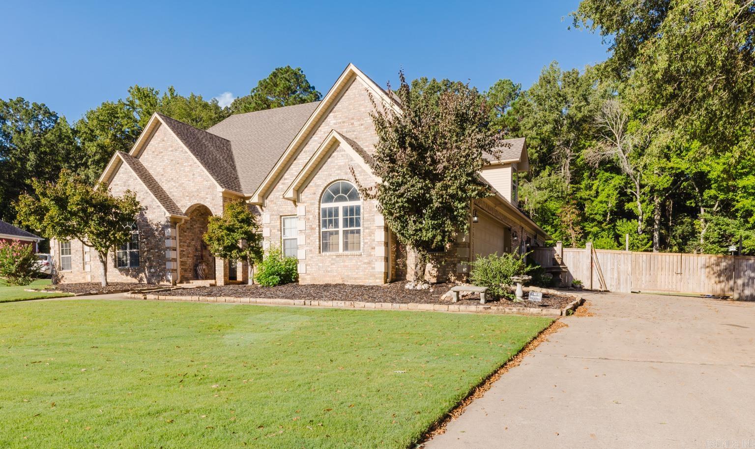 LEXINGTON PARK - Residential