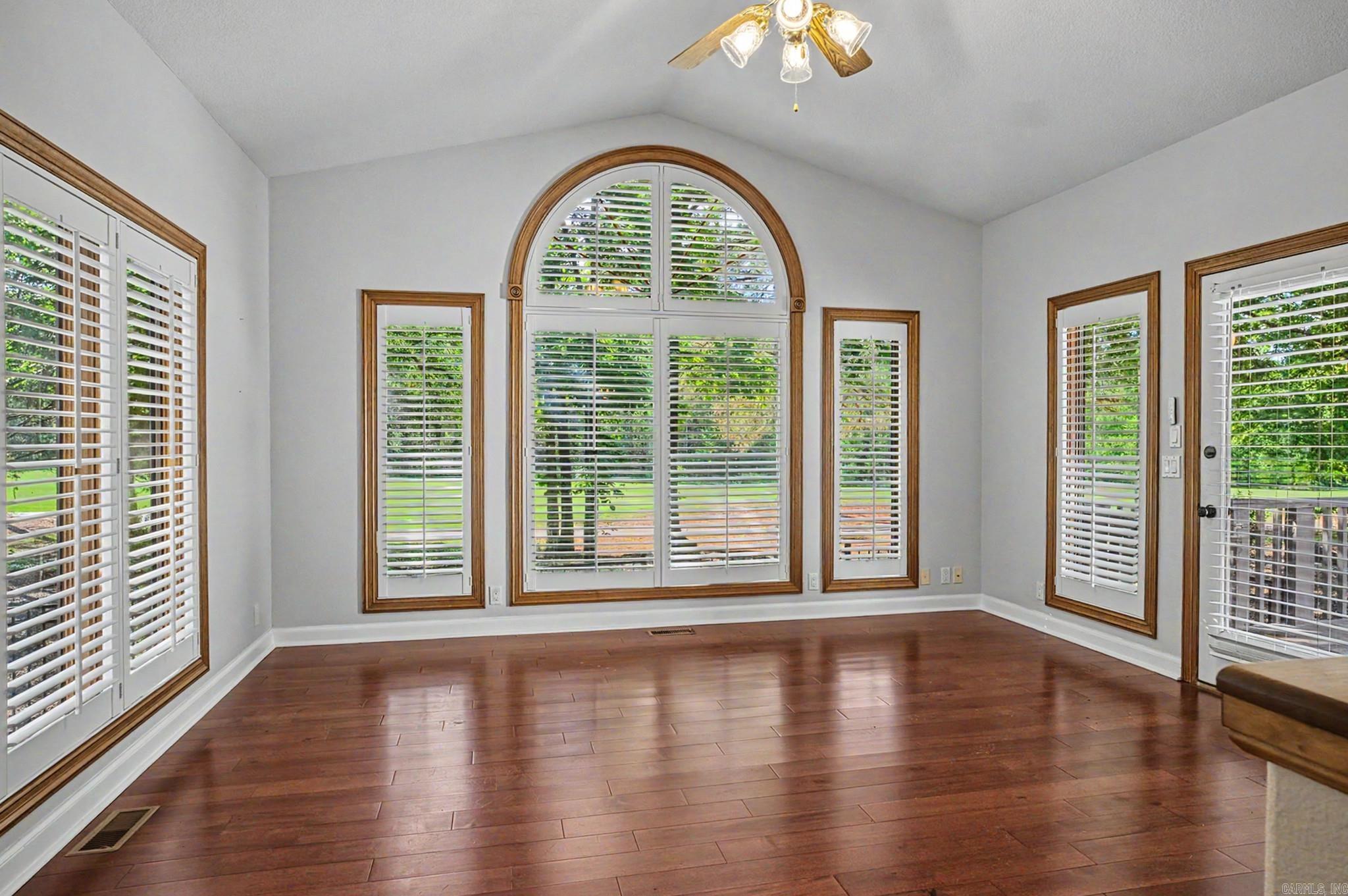 Isabella - Residential