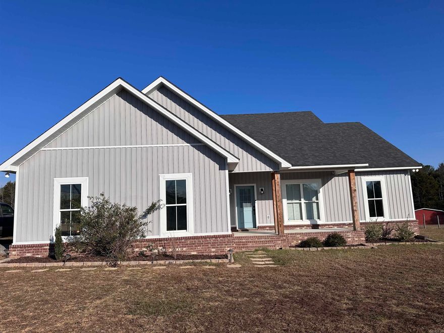 3/2 home built in 2020 on 1.45 acres.