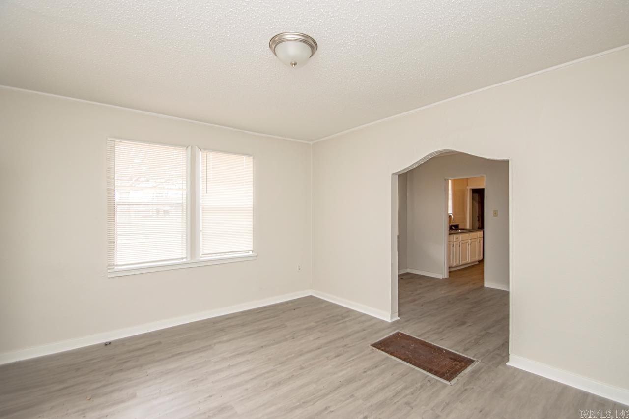 North Agrenta - Residential Income