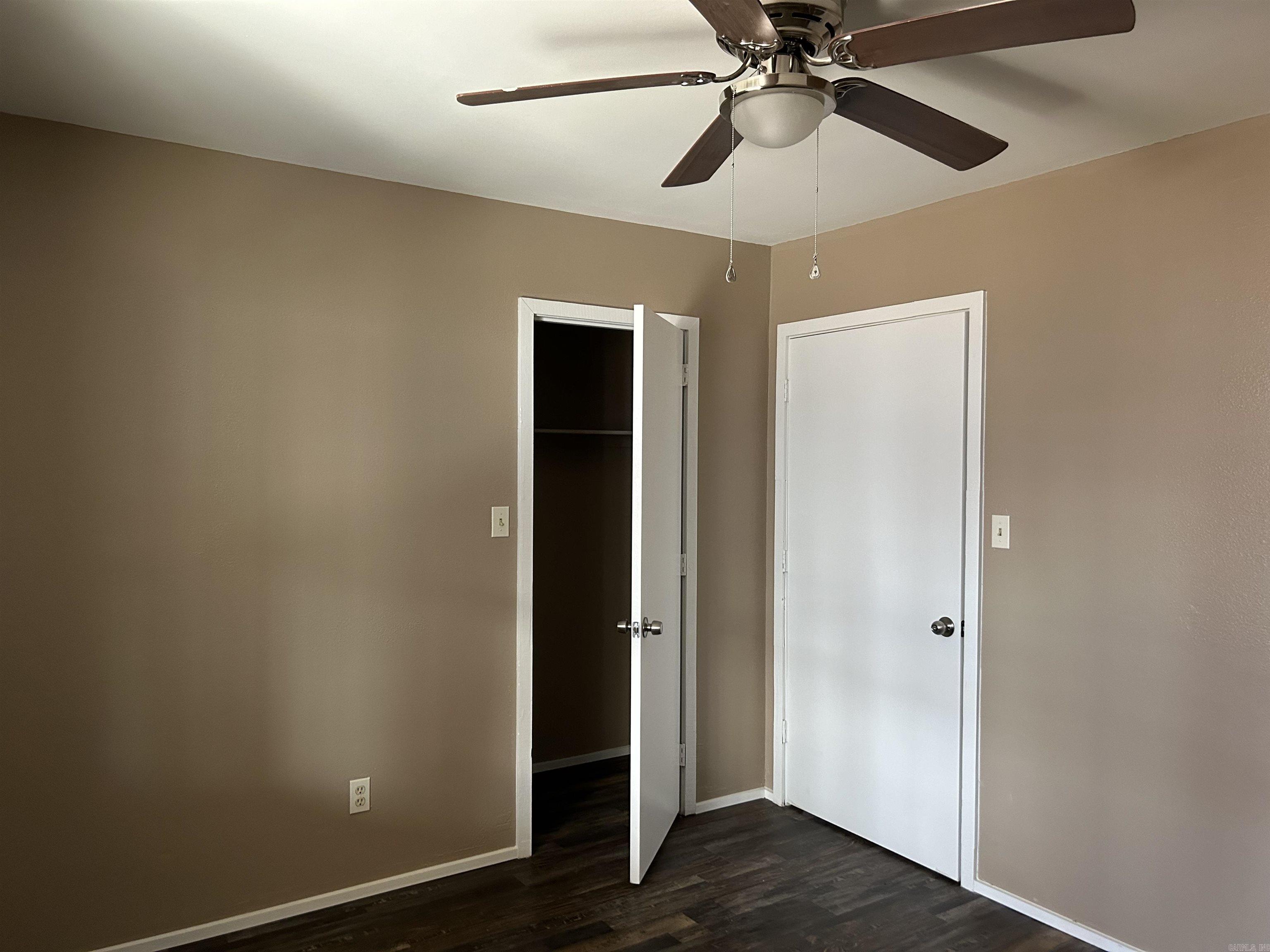 WATERFRONT COVE - Residential