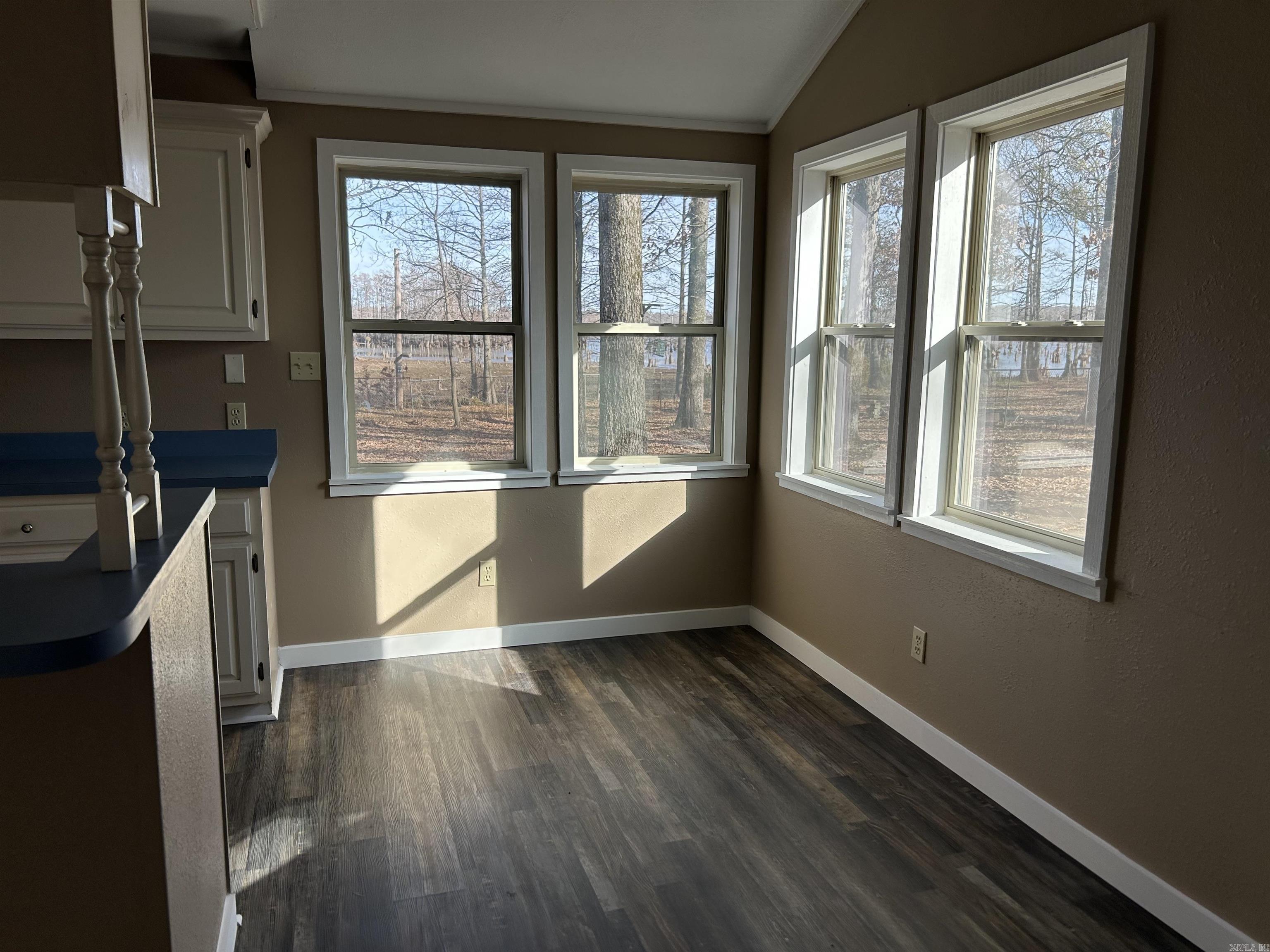 WATERFRONT COVE - Residential