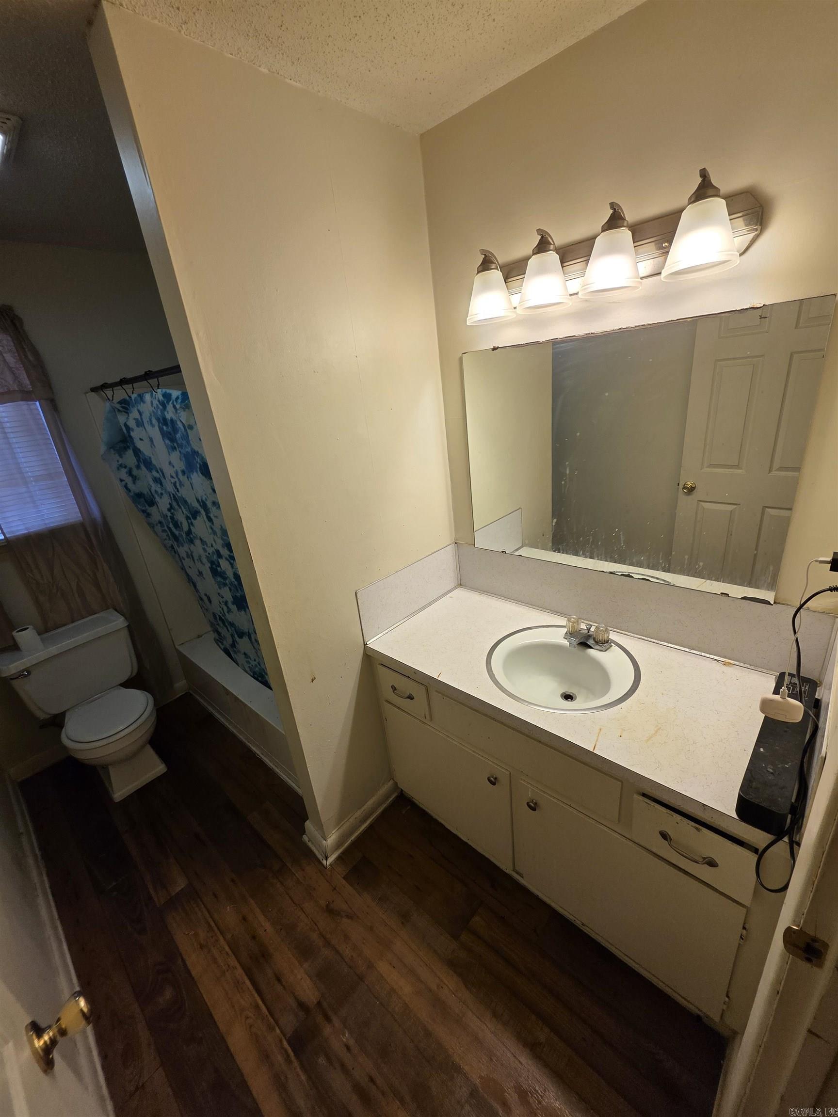 BELWOOD ADDN - Residential Income