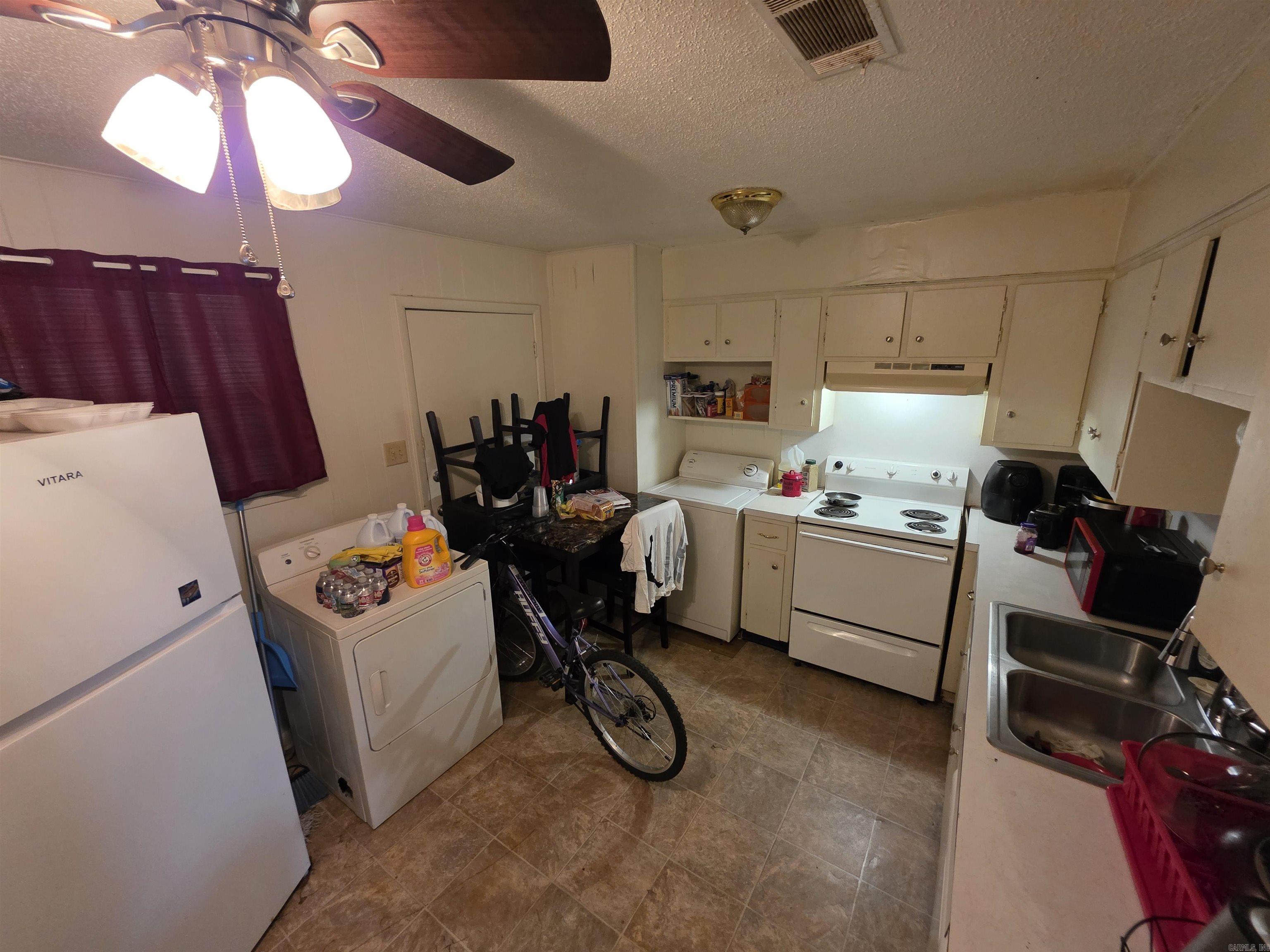 BELWOOD ADDN - Residential Income