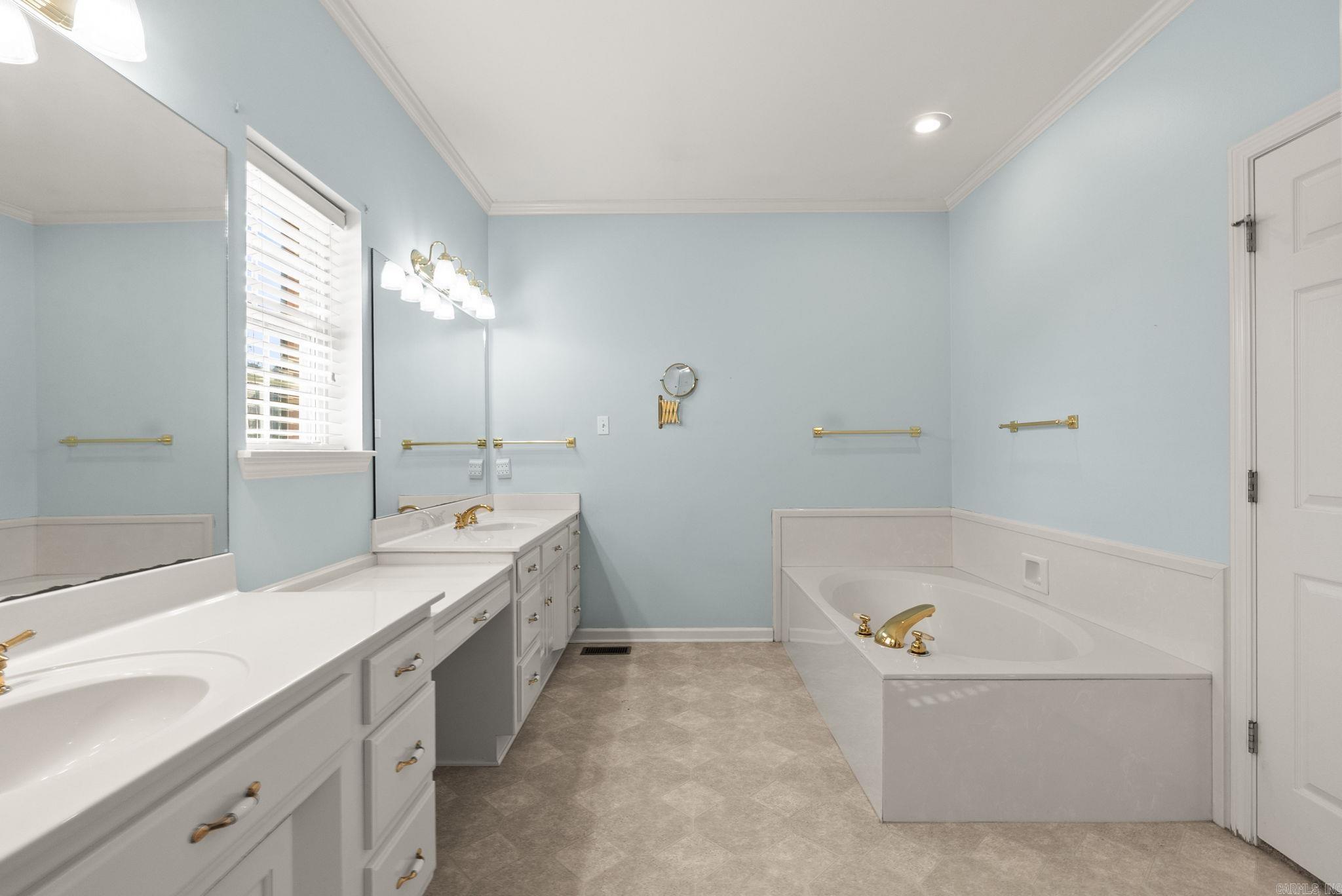 OVERBROOK - Residential