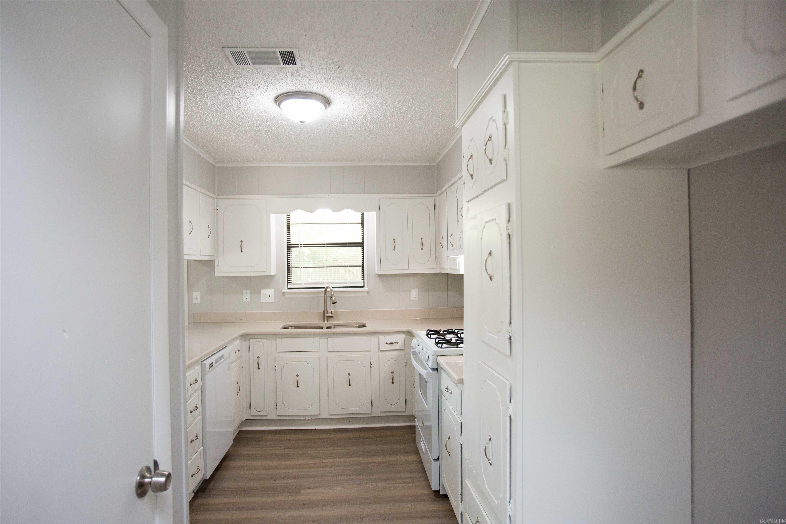 Southwest Acres - Residential Lease