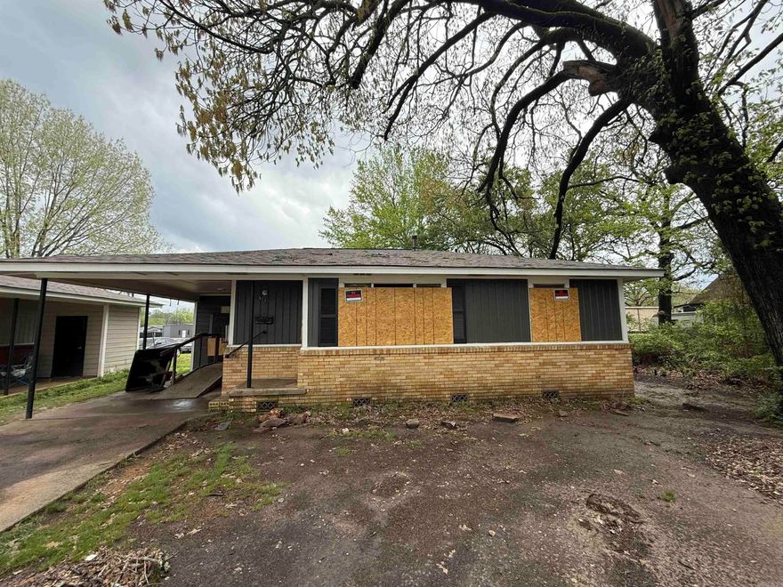 Are you looking for your next investment property? Look no further. This opportunity won't last long!