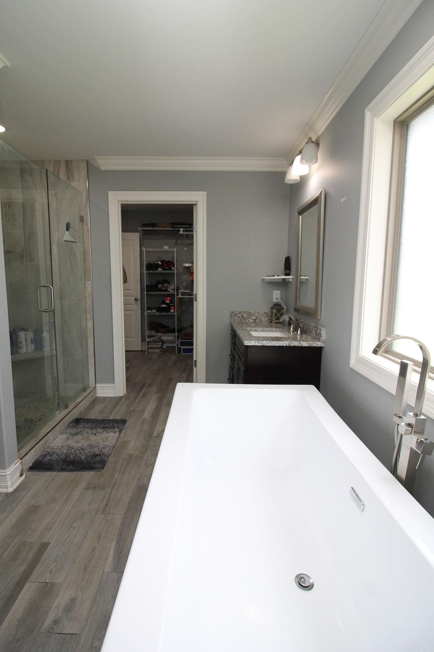 SHADOW RIDGE - Residential