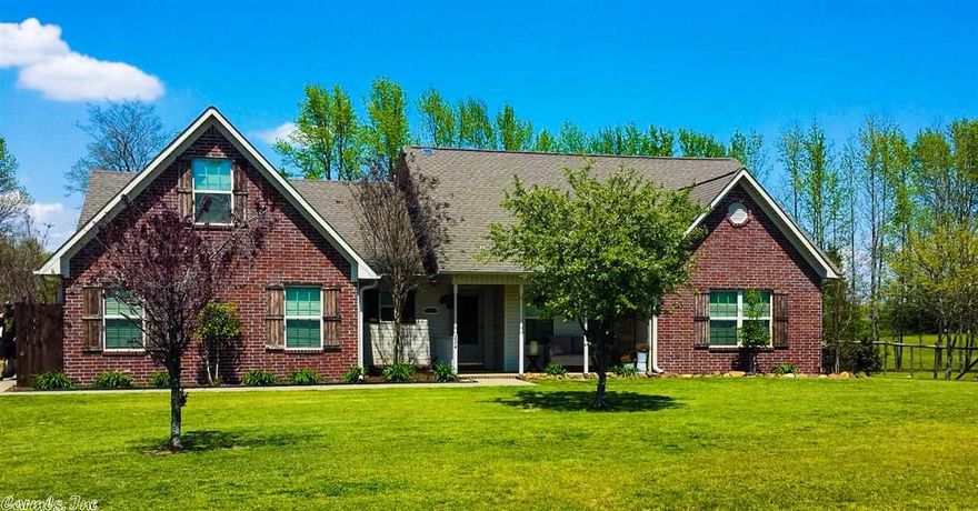 A RARE listing in Woodhaven Subdivision where there's country living just outside of town! 4 Bedroom, 2 bath home on over an acre lot. Peace and quiet in your backyard with no neighbors behind! Covered deck, fenced backyard well appointed kitchen, hardwoods, Bonus room is 4th bedroom! Simply a lovely, well maintained home that makes you want to move right in! AGENTS SEE REMARKS about showing!