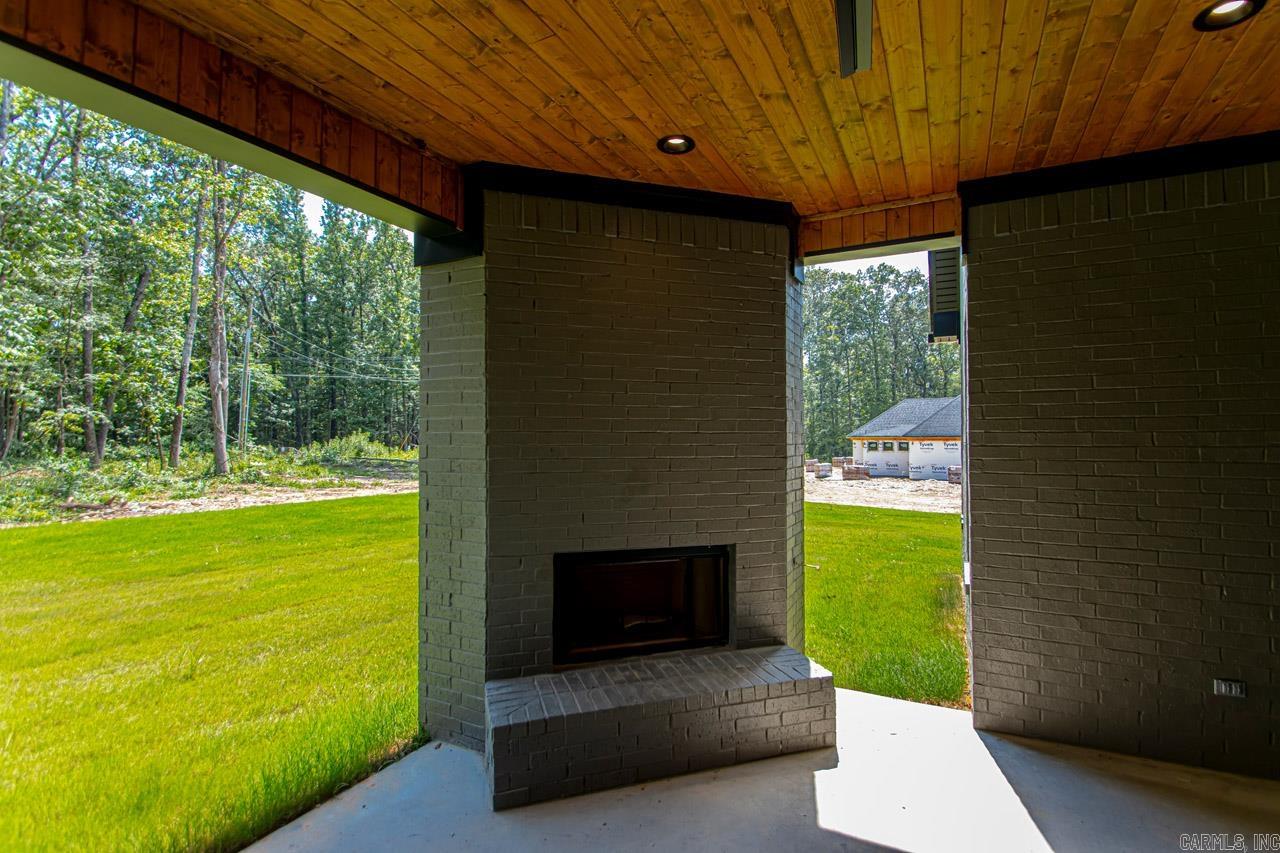 AVILLA MANOR - Residential