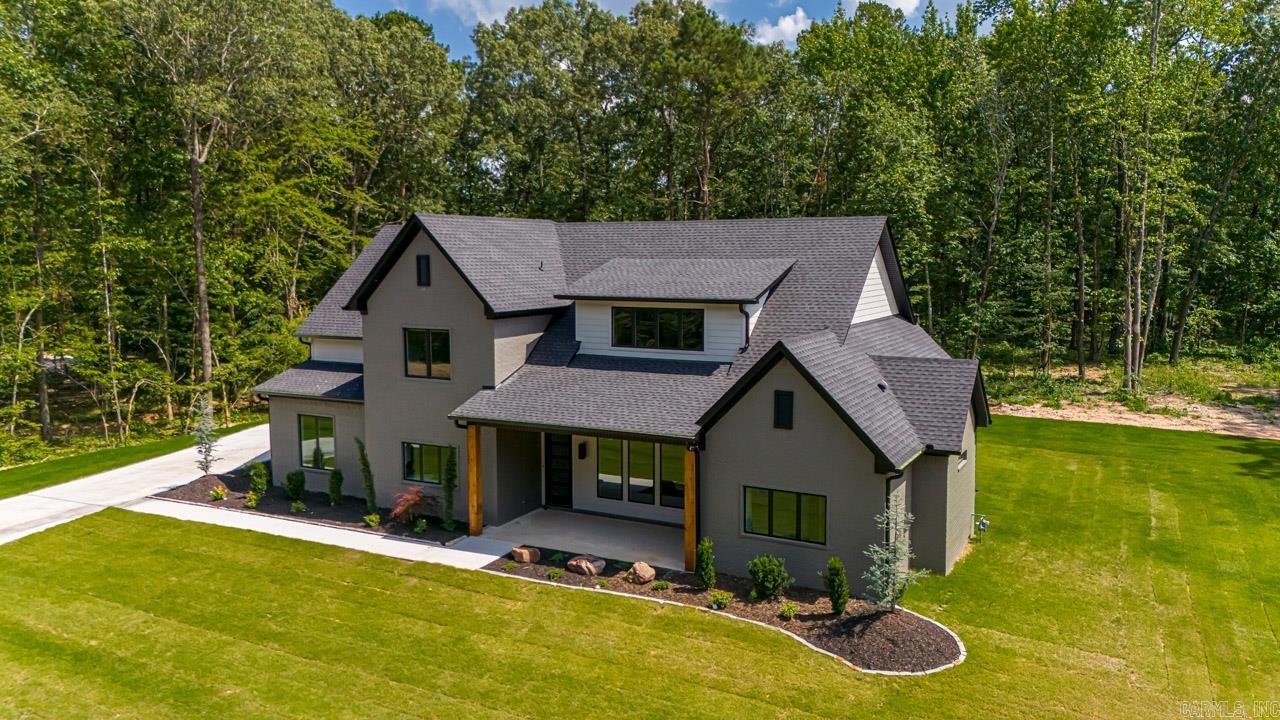 AVILLA MANOR - Residential