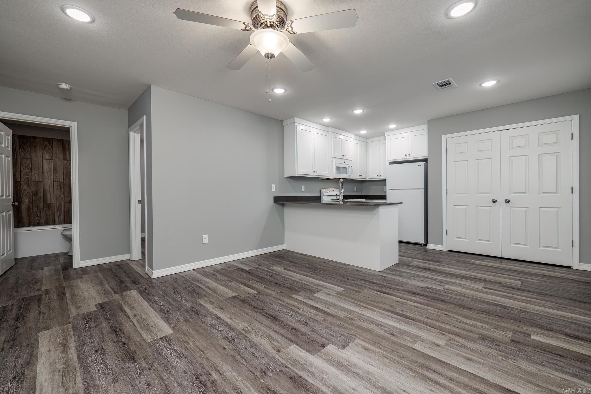 HILLS ADDN - Residential