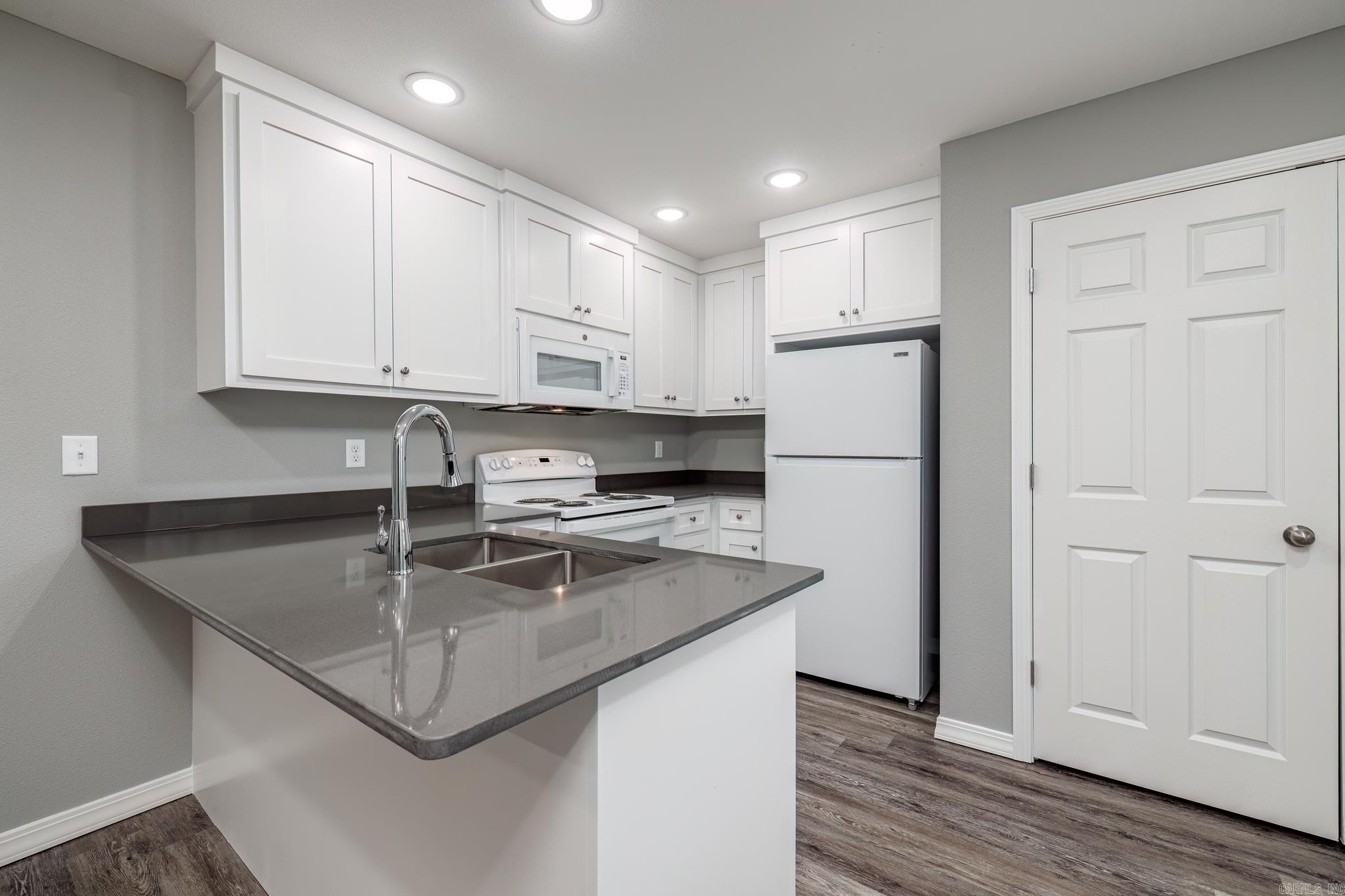 HILLS ADDN - Residential