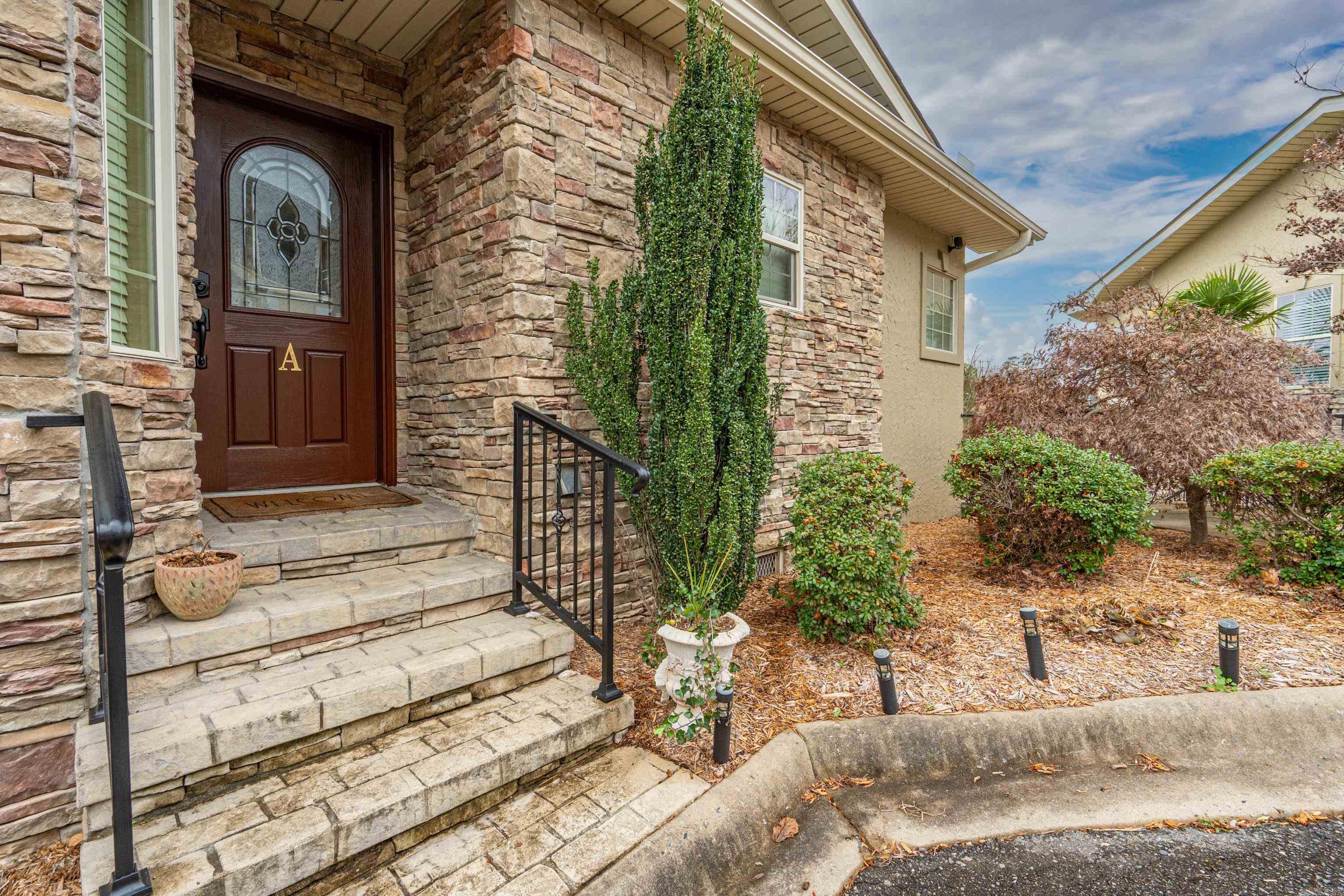 LIGHTHOUSE POINT HPR - Residential