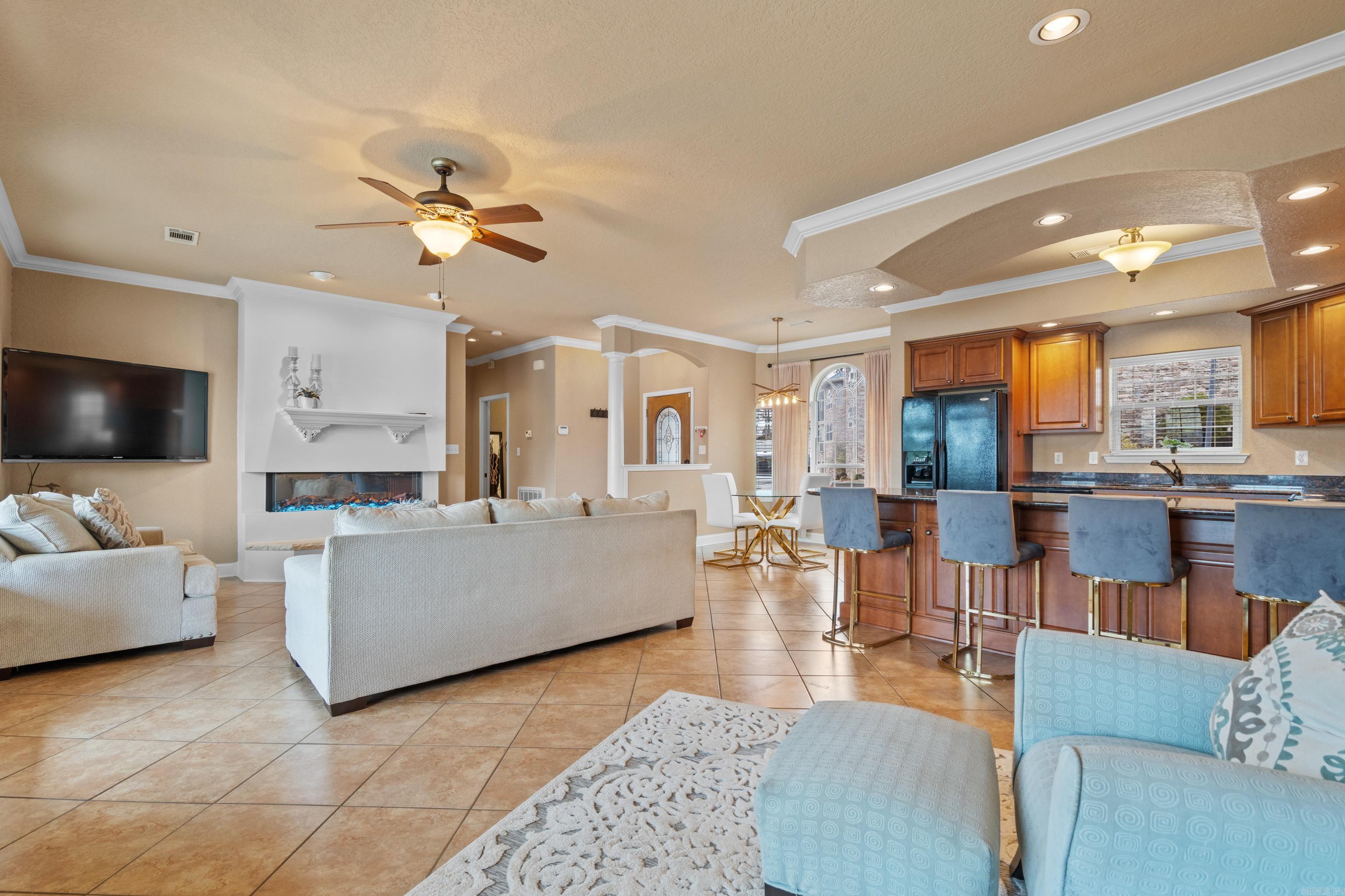 LIGHTHOUSE POINT HPR - Residential