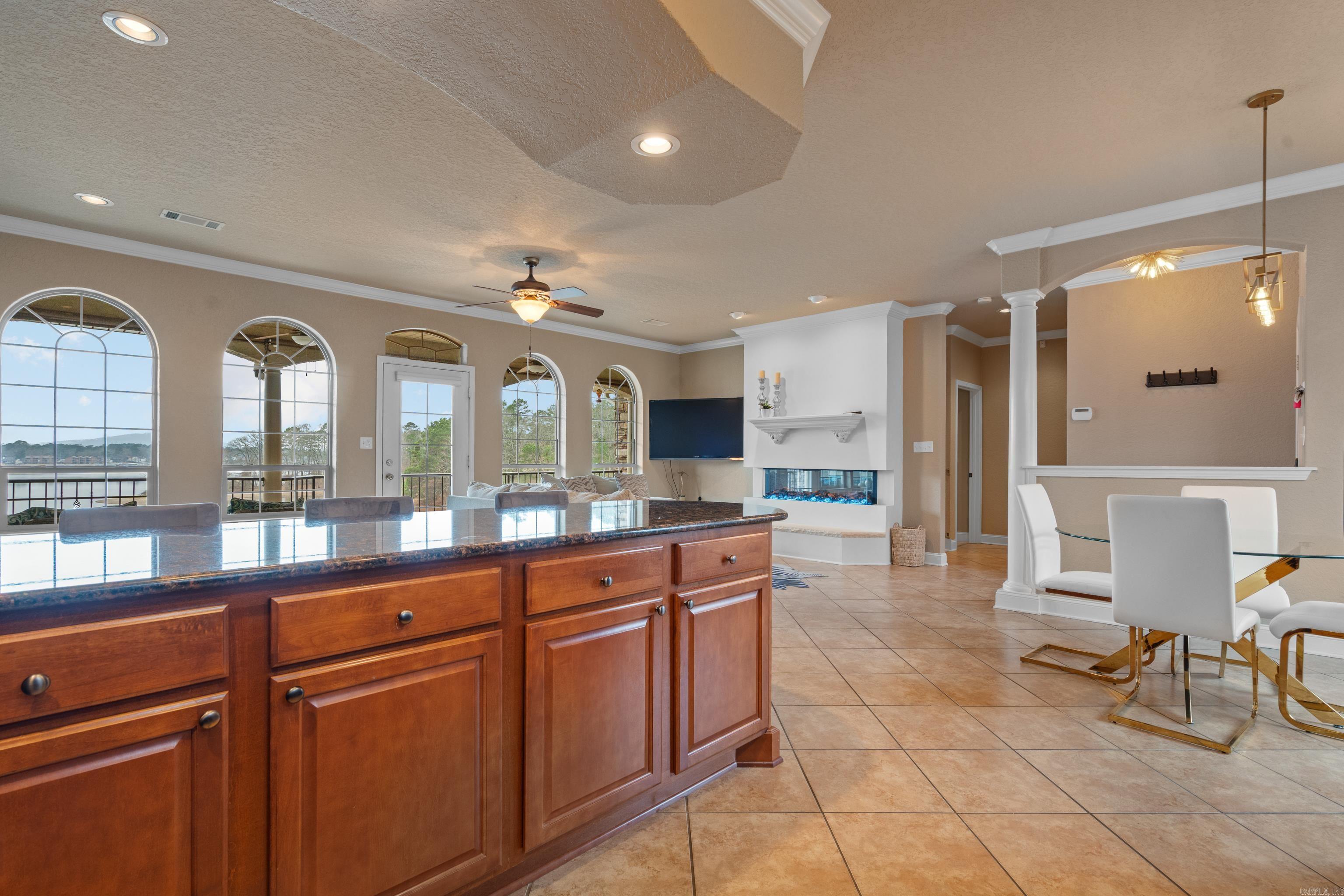 LIGHTHOUSE POINT HPR - Residential