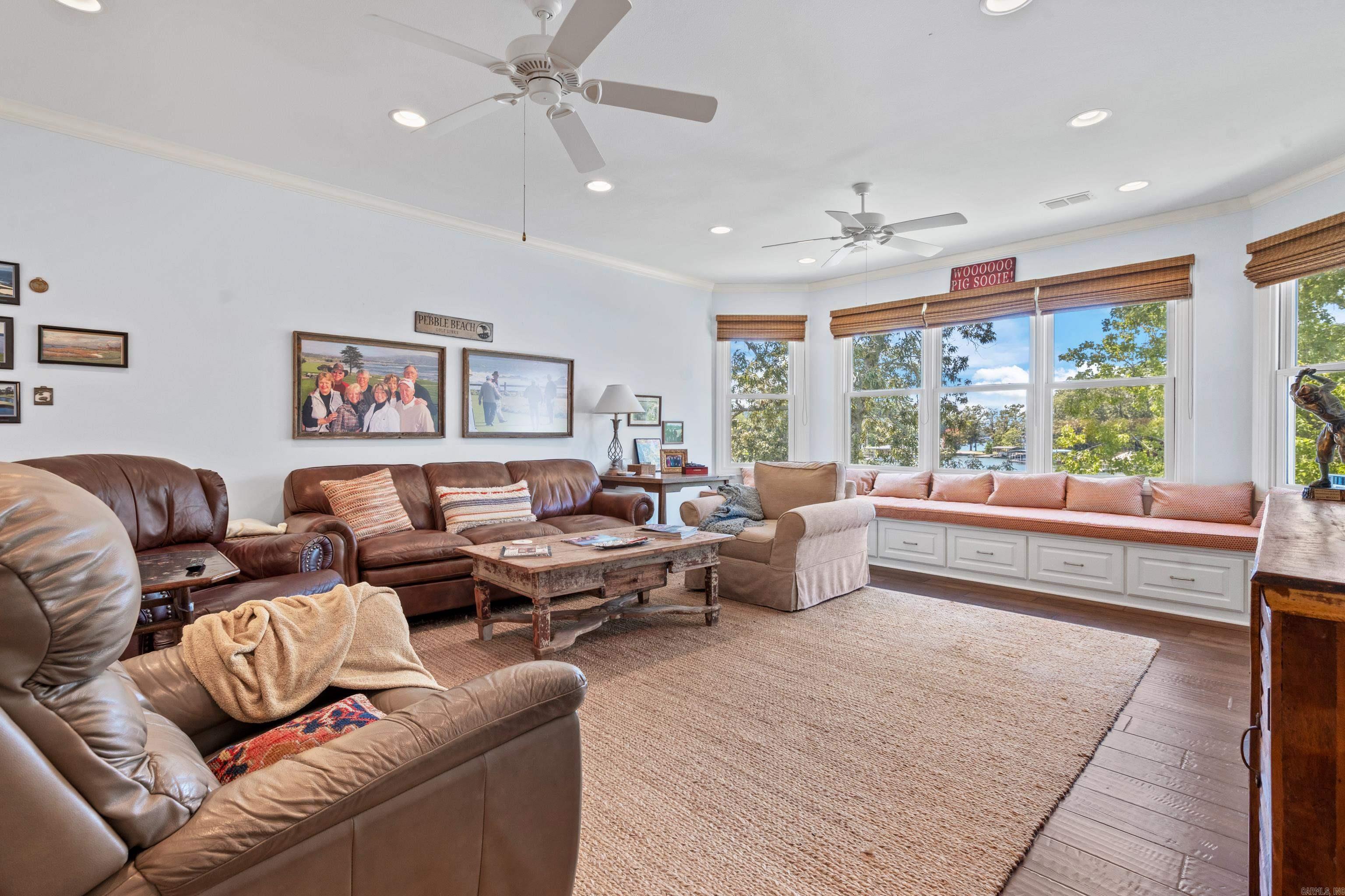 ARD POINTE - Residential