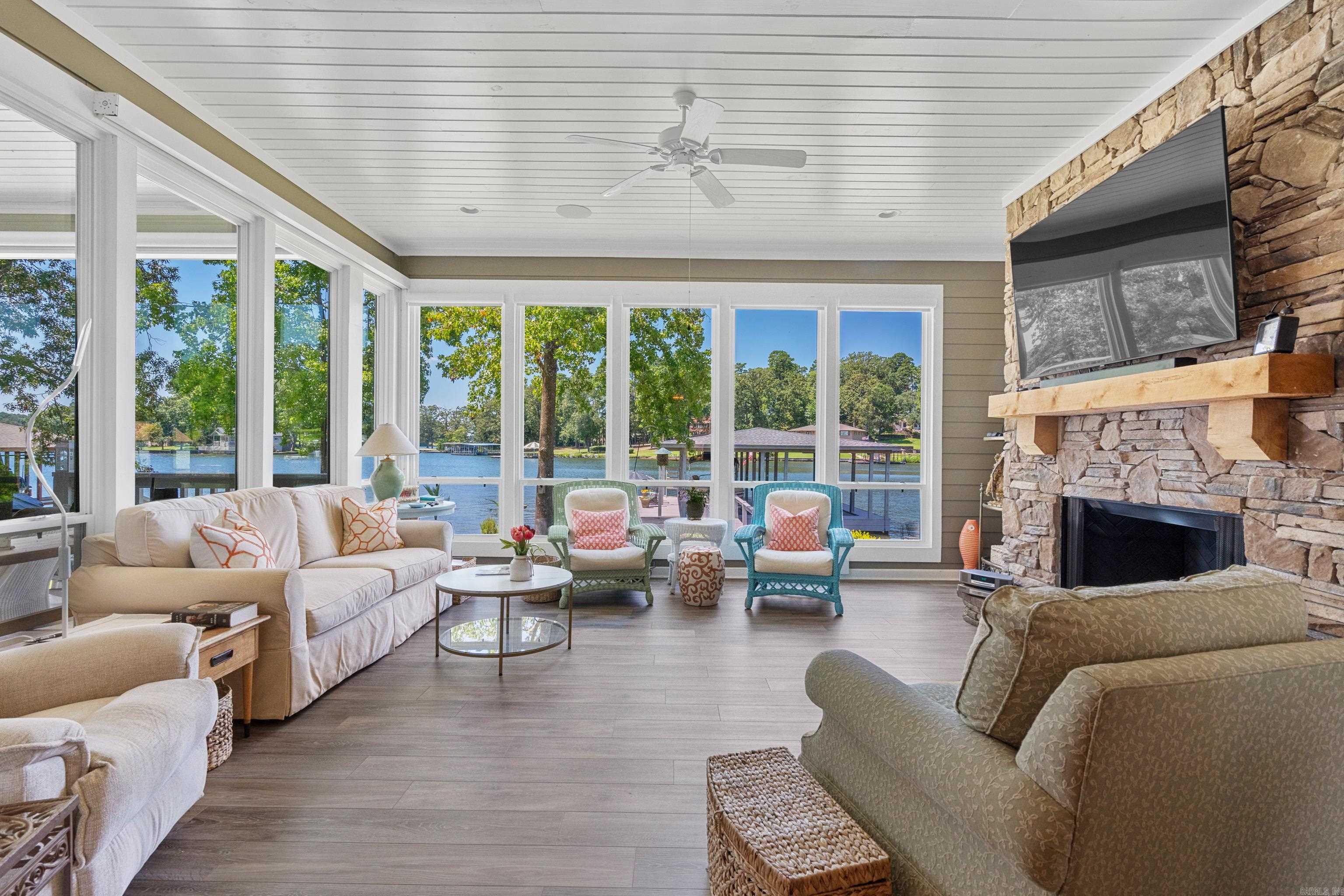 ARD POINTE - Residential