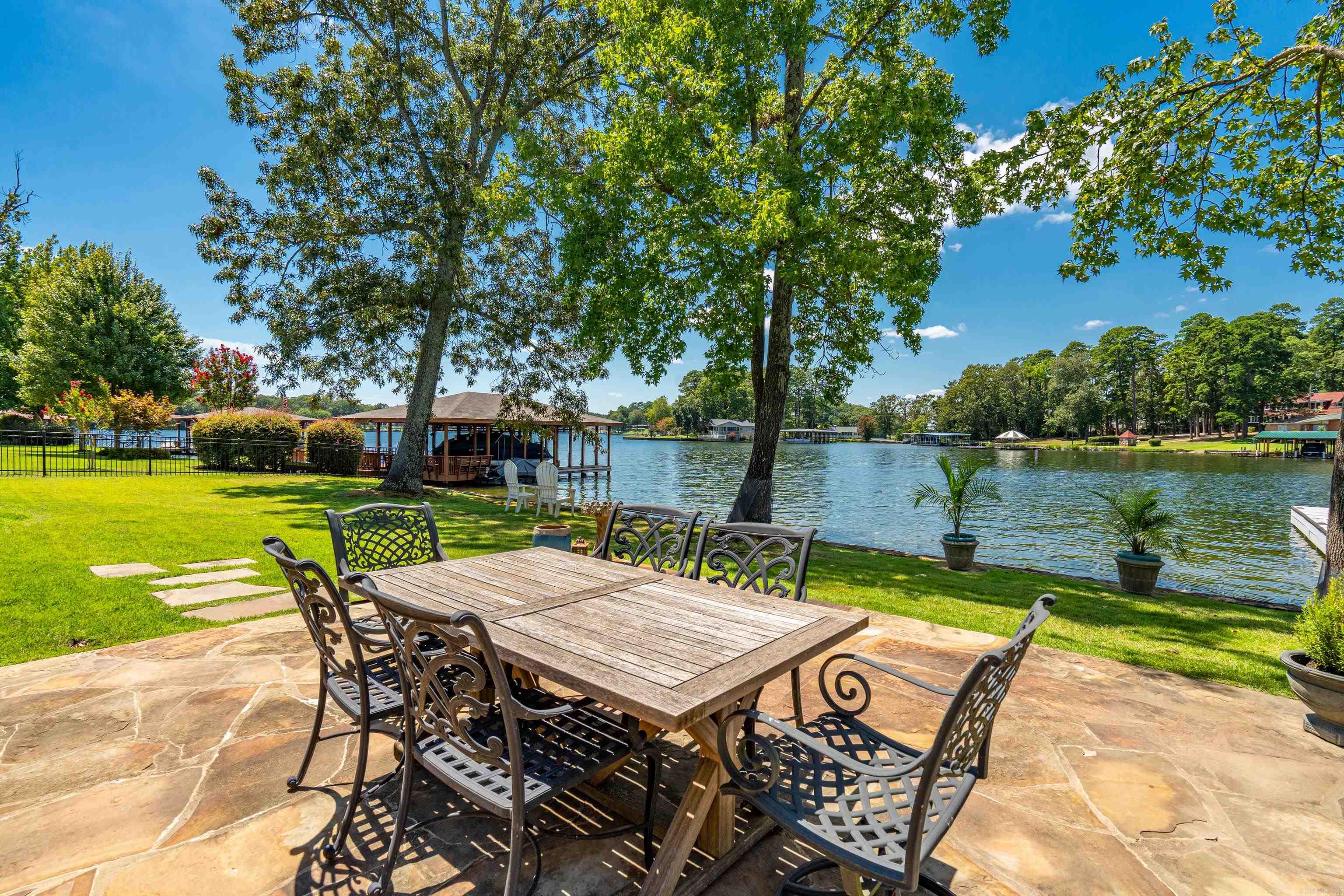 ARD POINTE - Residential